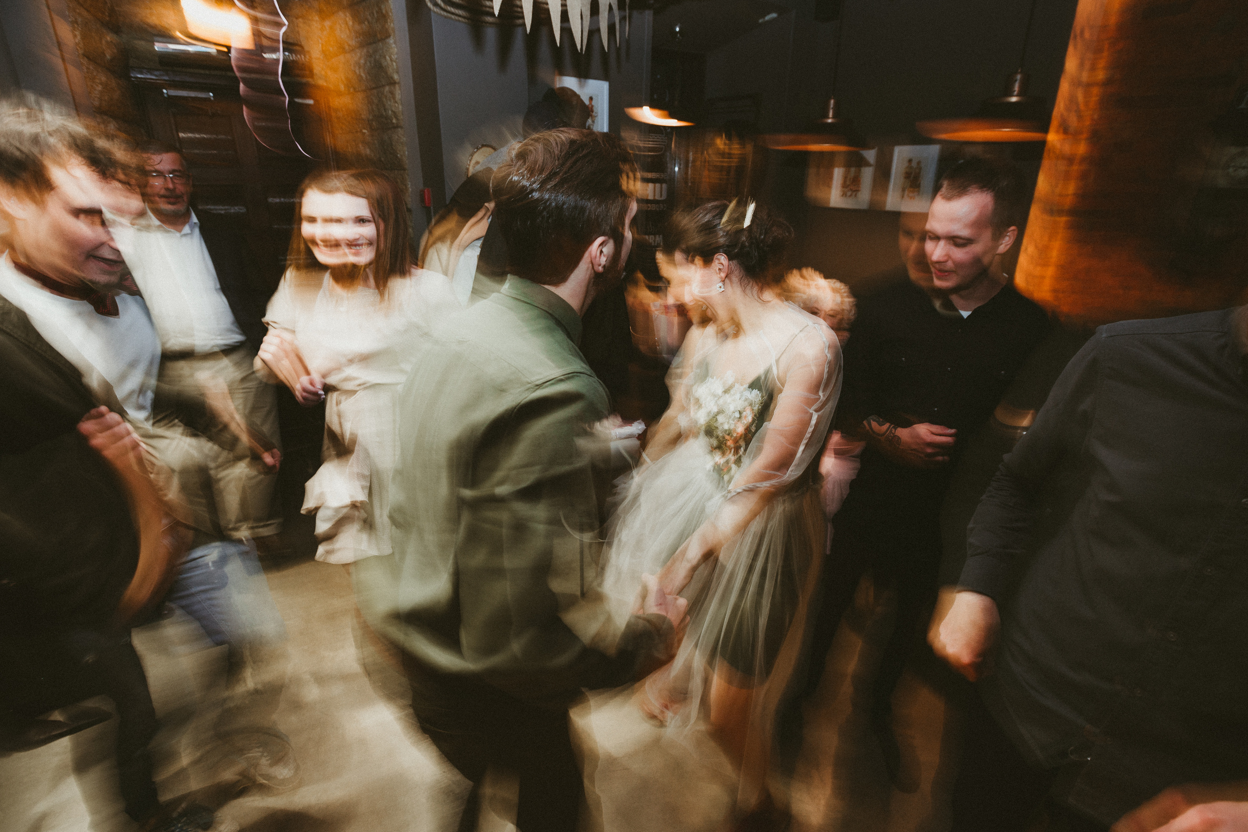 НикитаМарта (свадьба в баре). Фотограф Мария Немм