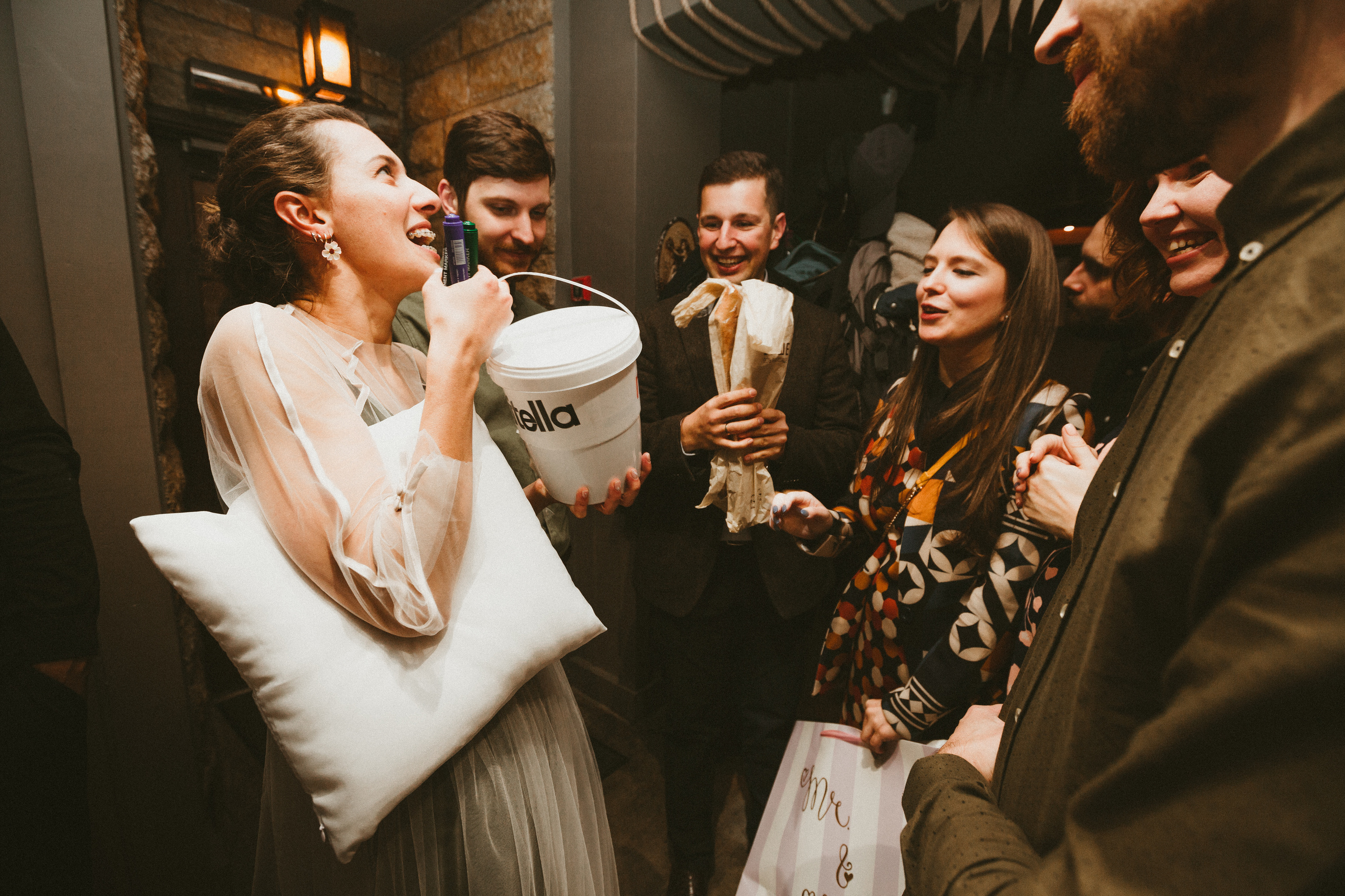 НикитаМарта (свадьба в баре). Фотограф Мария Немм