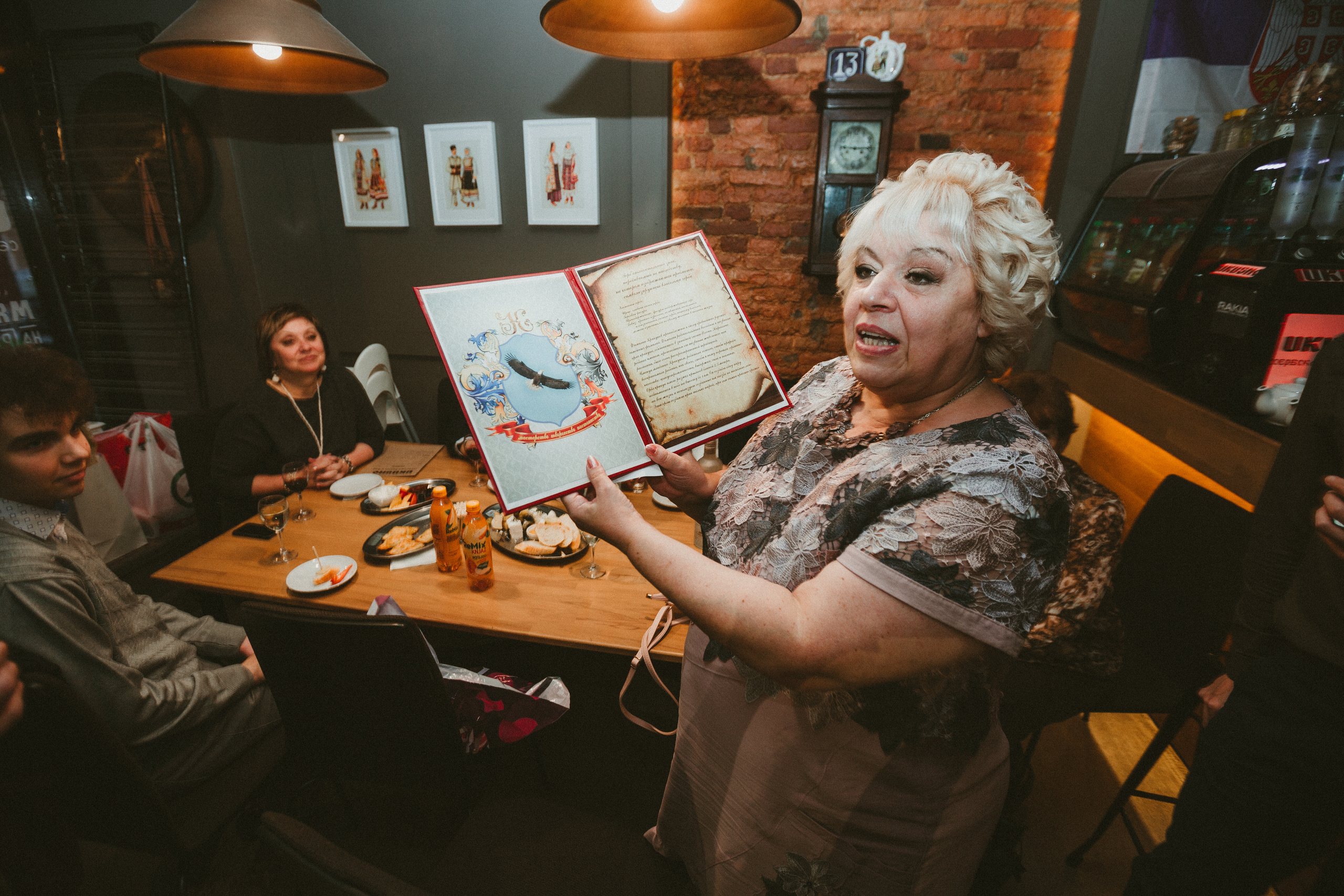 НикитаМарта (свадьба в баре). Фотограф Мария Немм