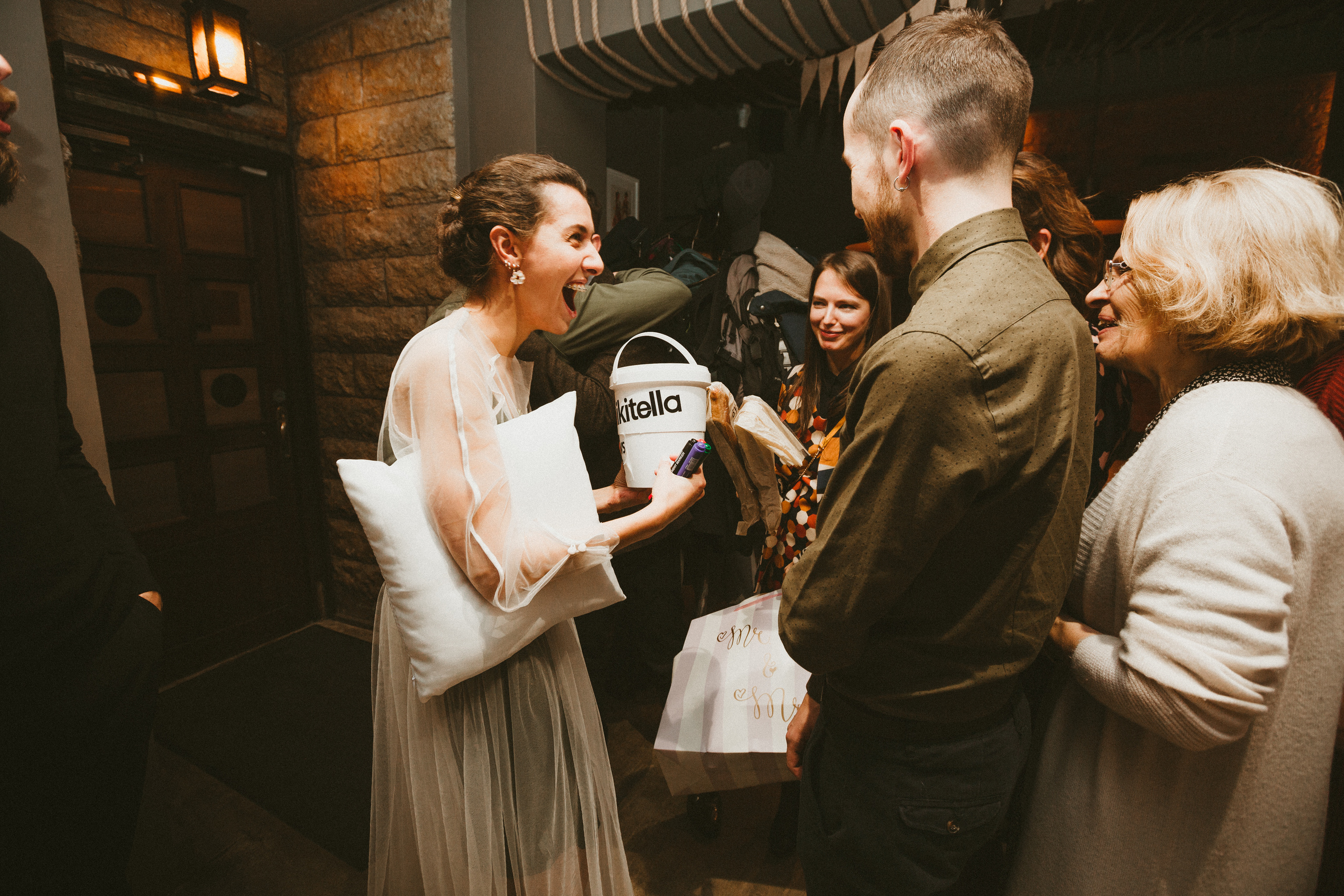 НикитаМарта (свадьба в баре). Фотограф Мария Немм