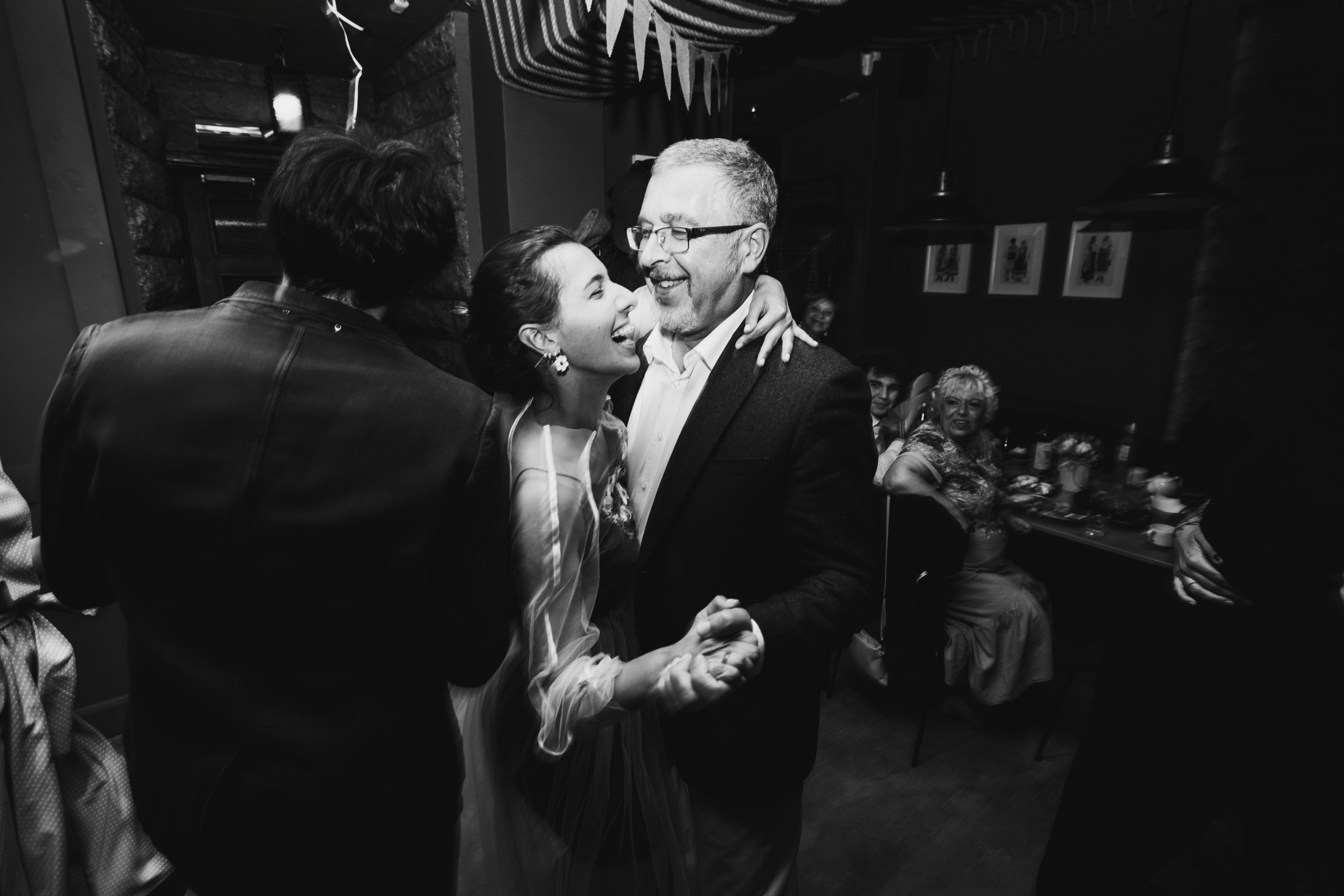 НикитаМарта (свадьба в баре). Фотограф Мария Немм