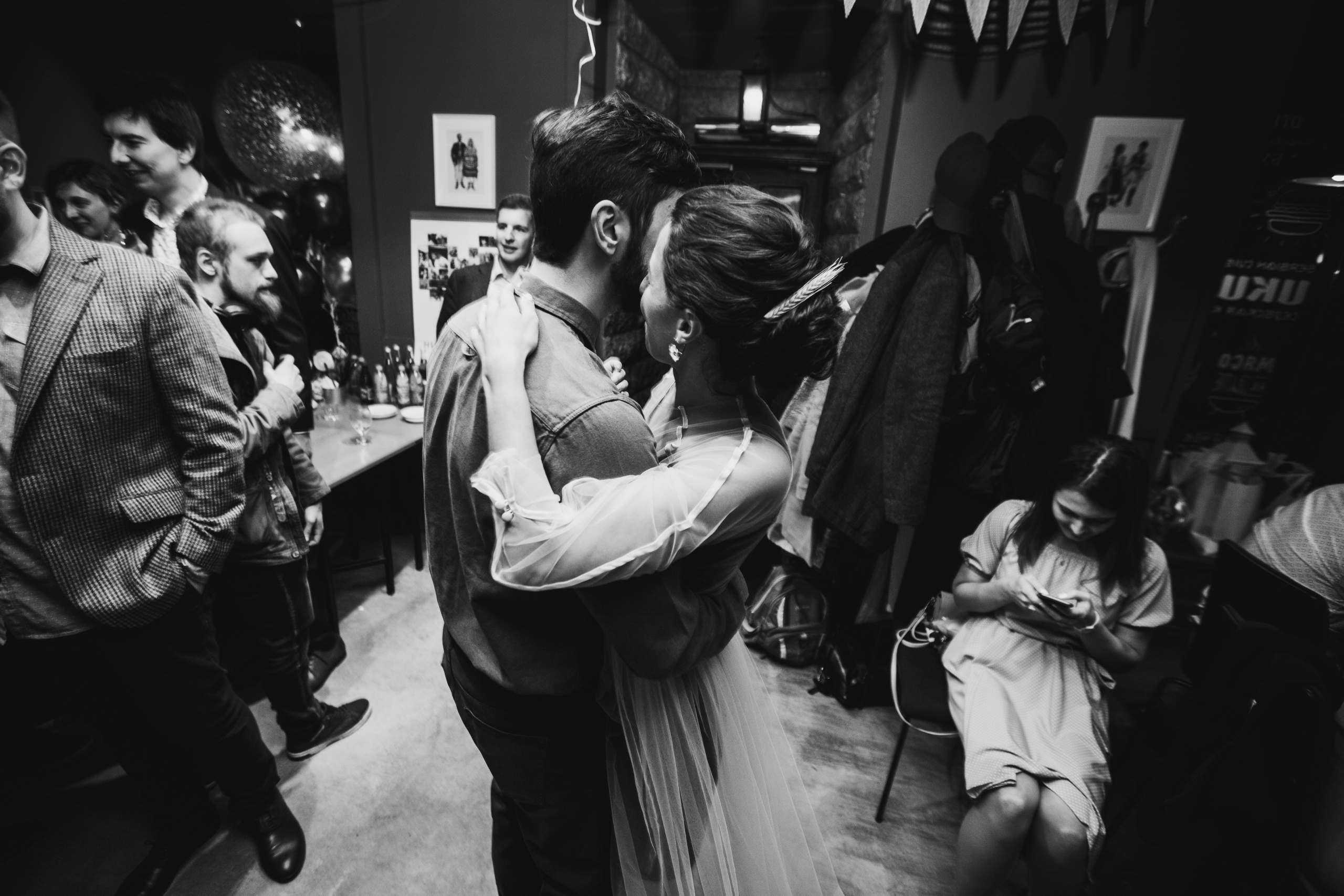 НикитаМарта (свадьба в баре). Фотограф Мария Немм