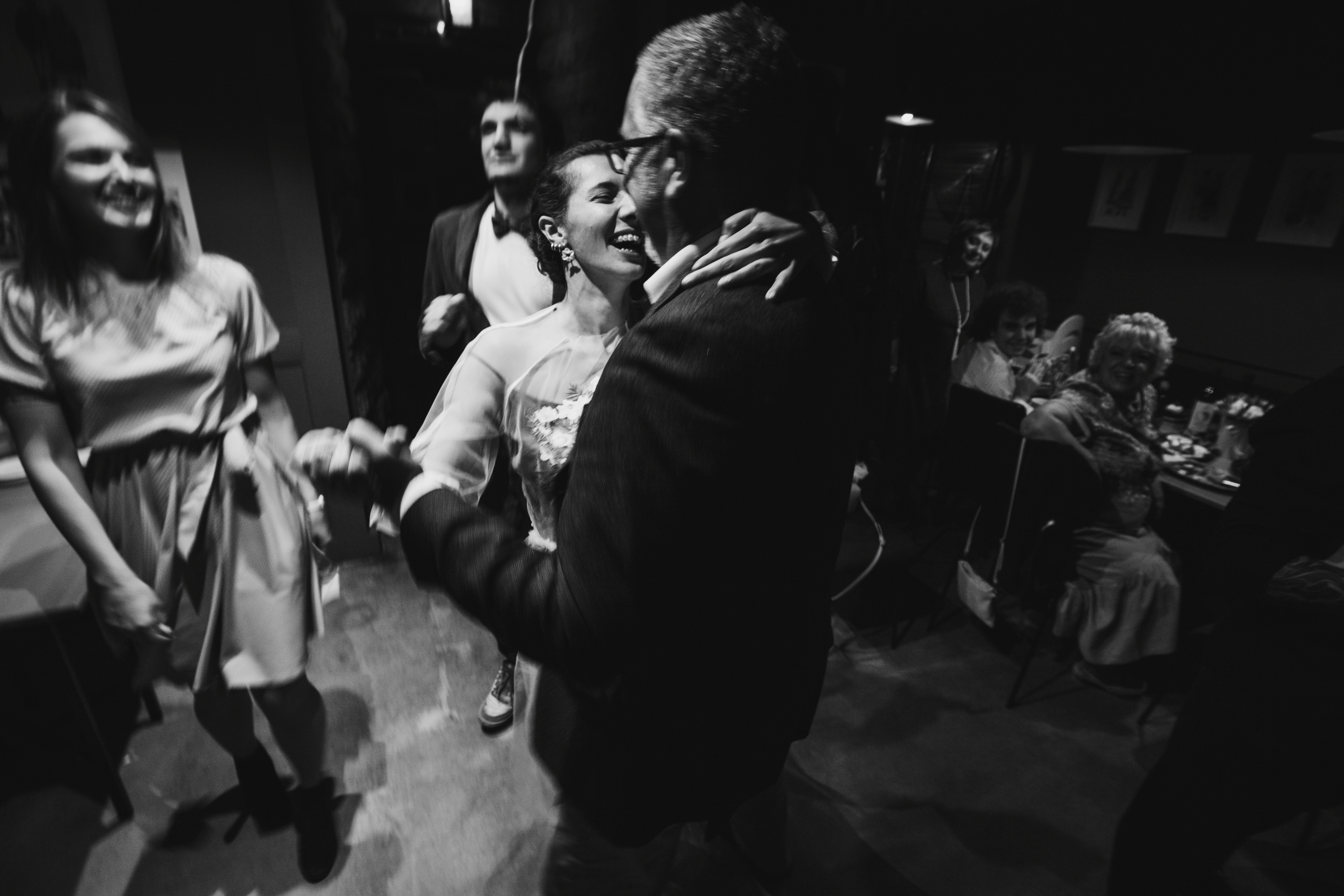 НикитаМарта (свадьба в баре). Фотограф Мария Немм