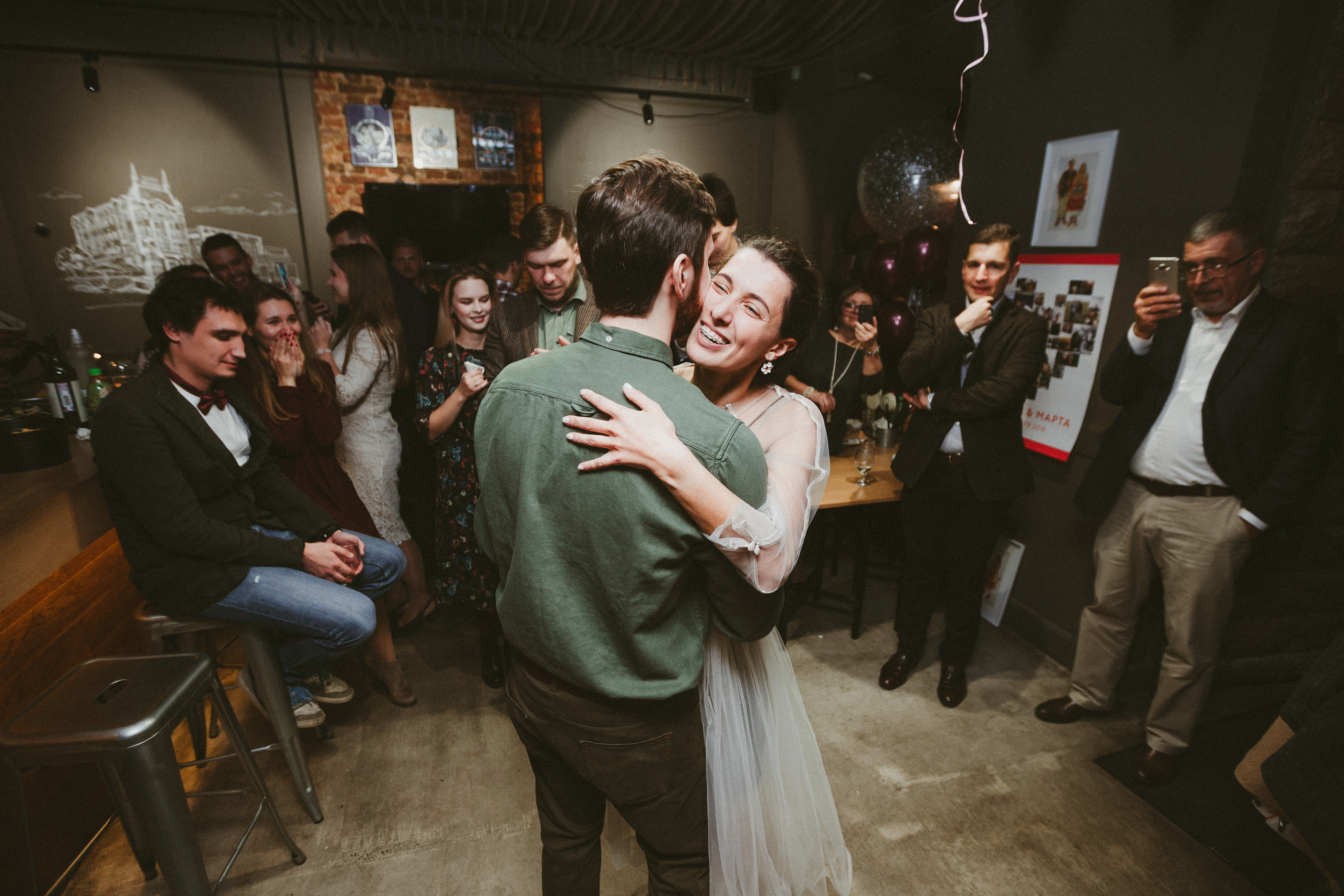 НикитаМарта (свадьба в баре). Фотограф Мария Немм