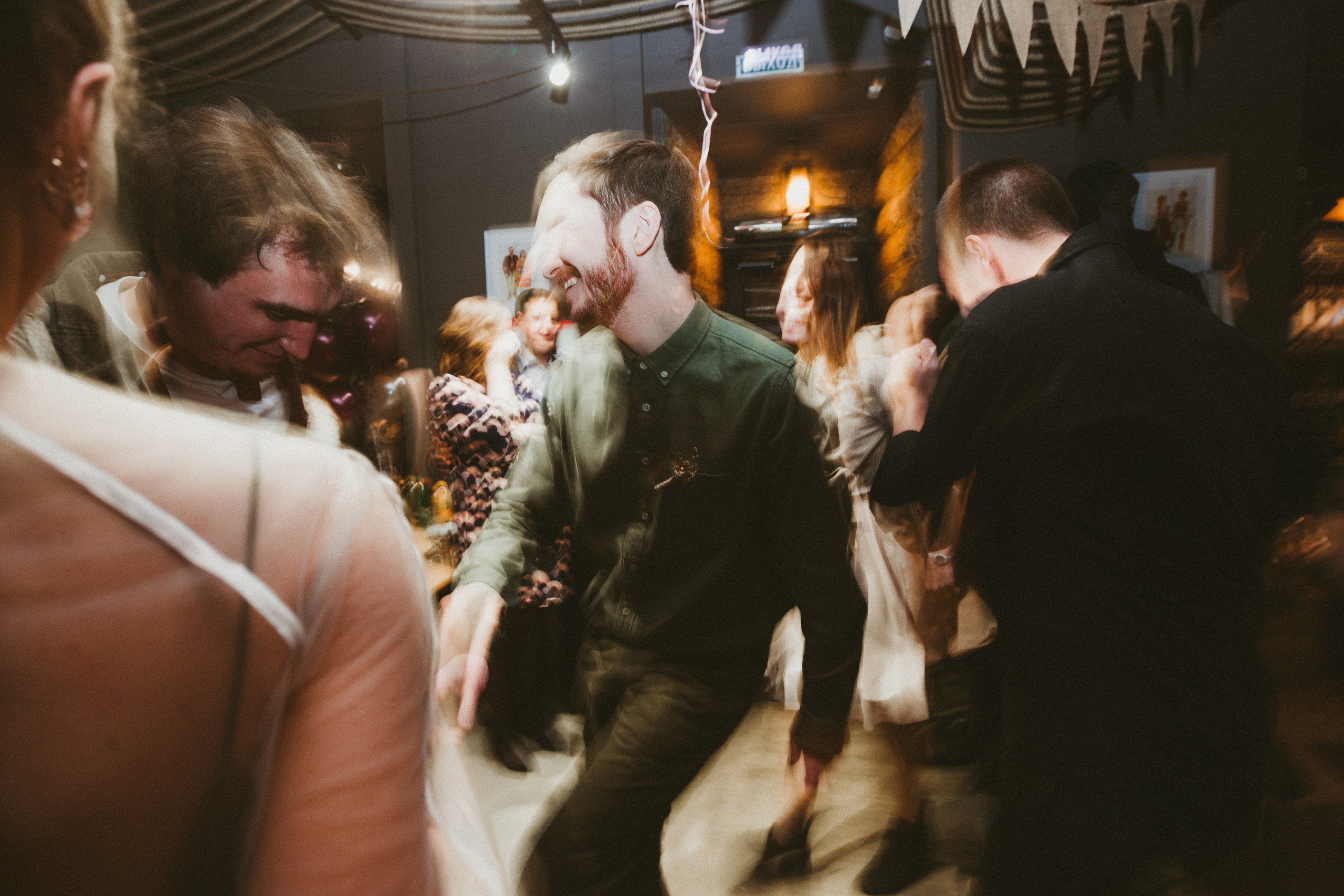 НикитаМарта (свадьба в баре). Фотограф Мария Немм