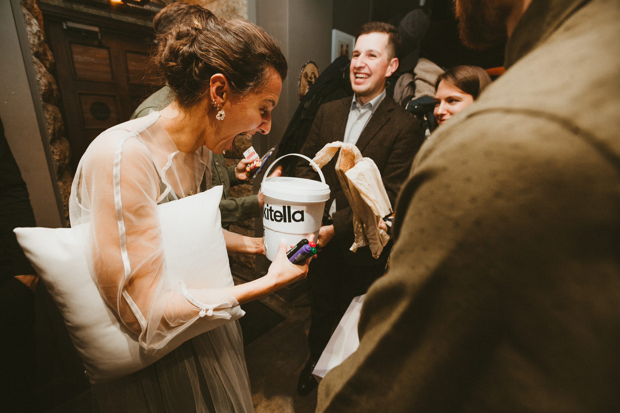 НикитаМарта (свадьба в баре). Фотограф Мария Немм