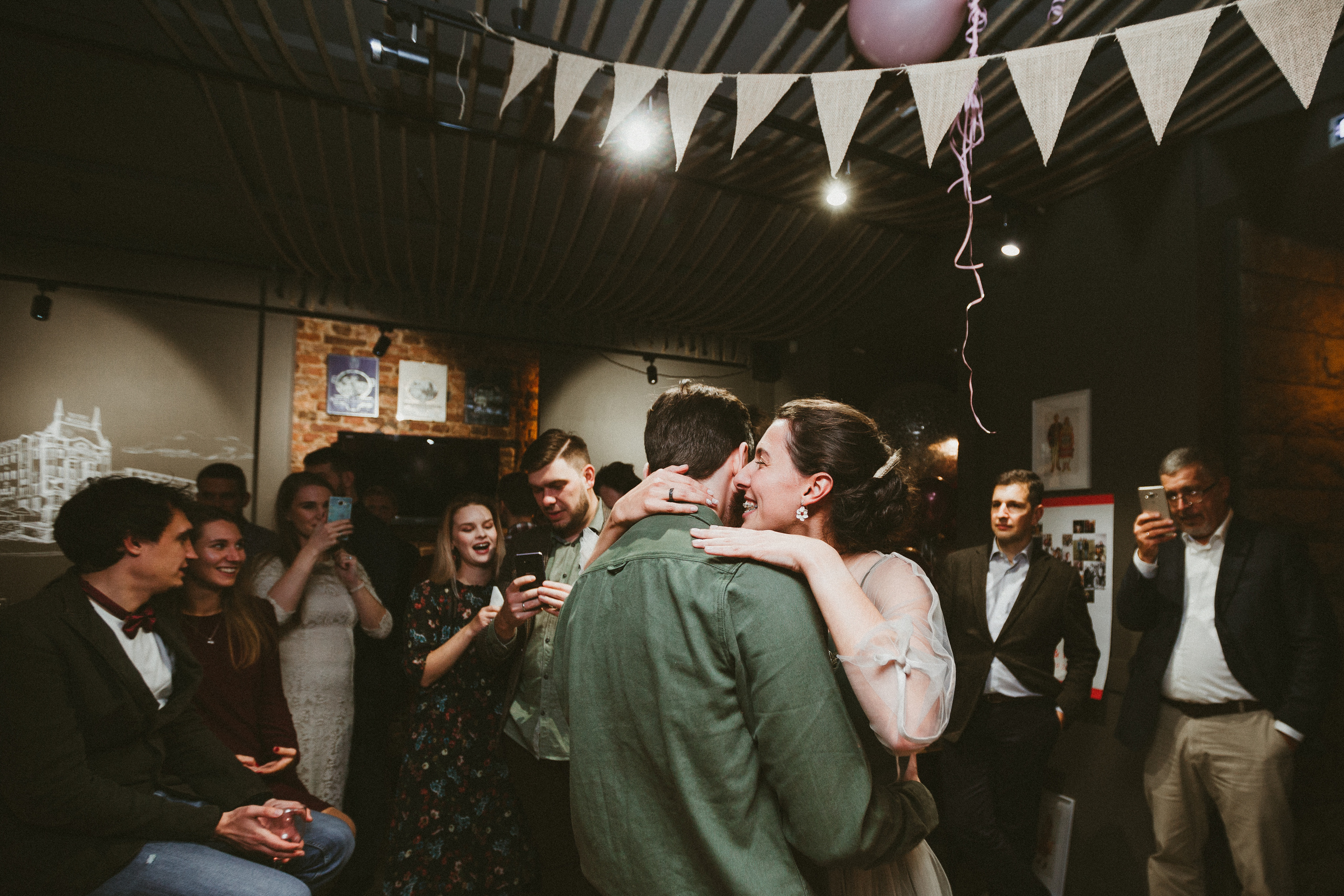 НикитаМарта (свадьба в баре). Фотограф Мария Немм