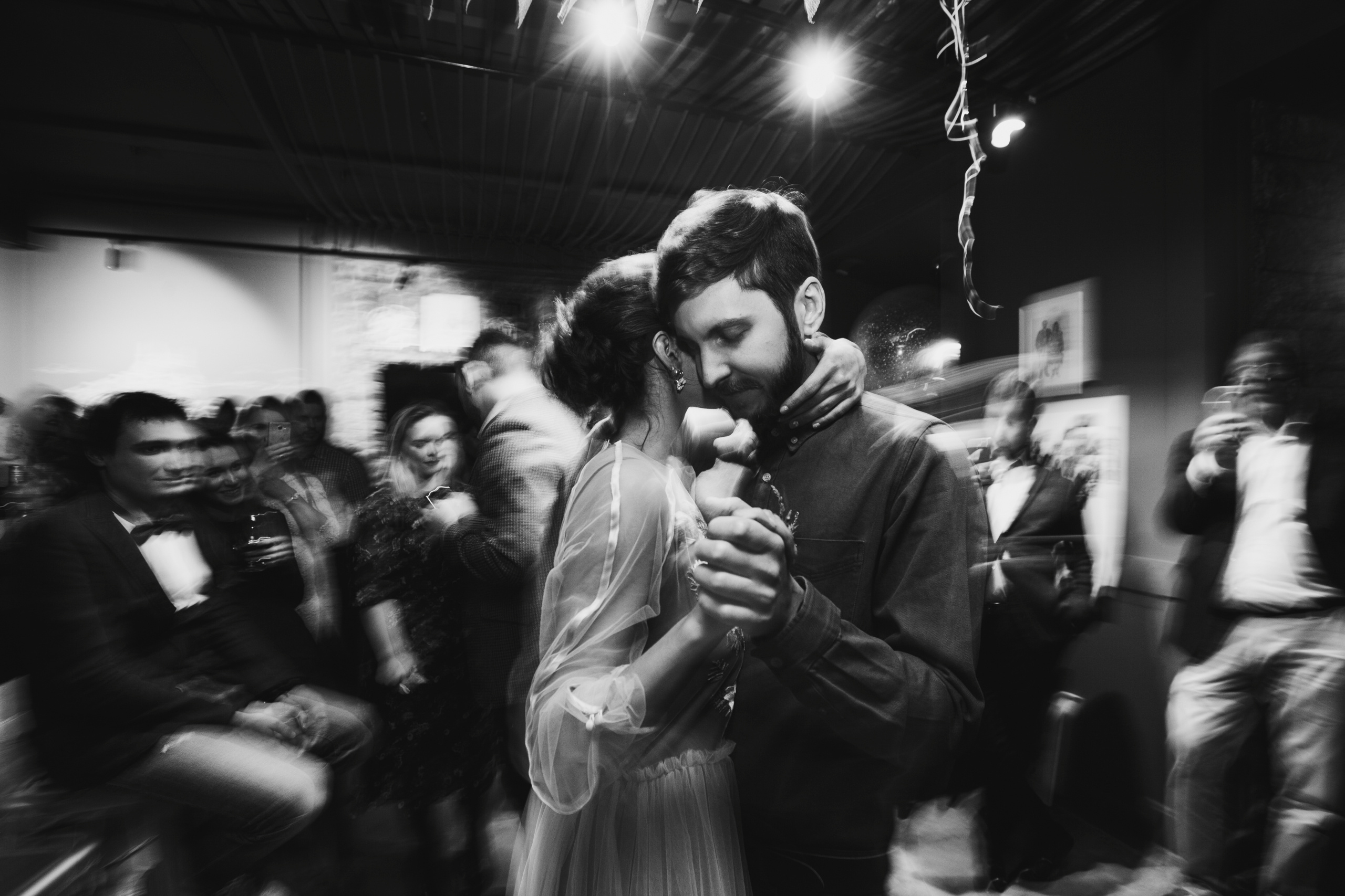 НикитаМарта (свадьба в баре). Фотограф Мария Немм