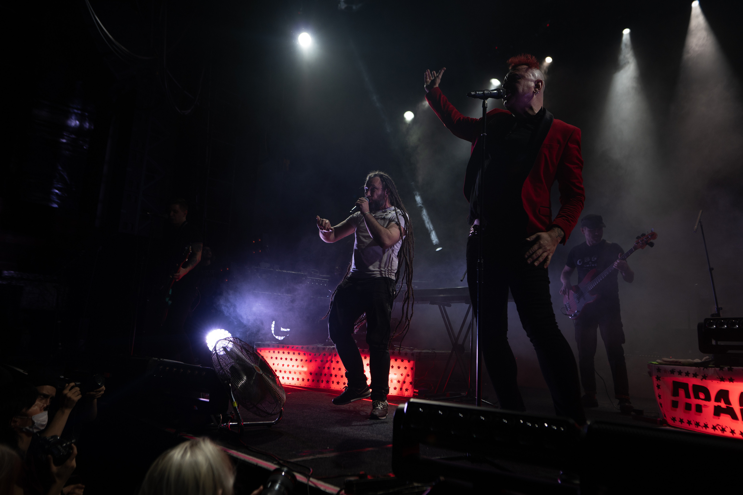 Юбилейный концерт группы «Тараканы!» 30 лет, GlavClub. Главная