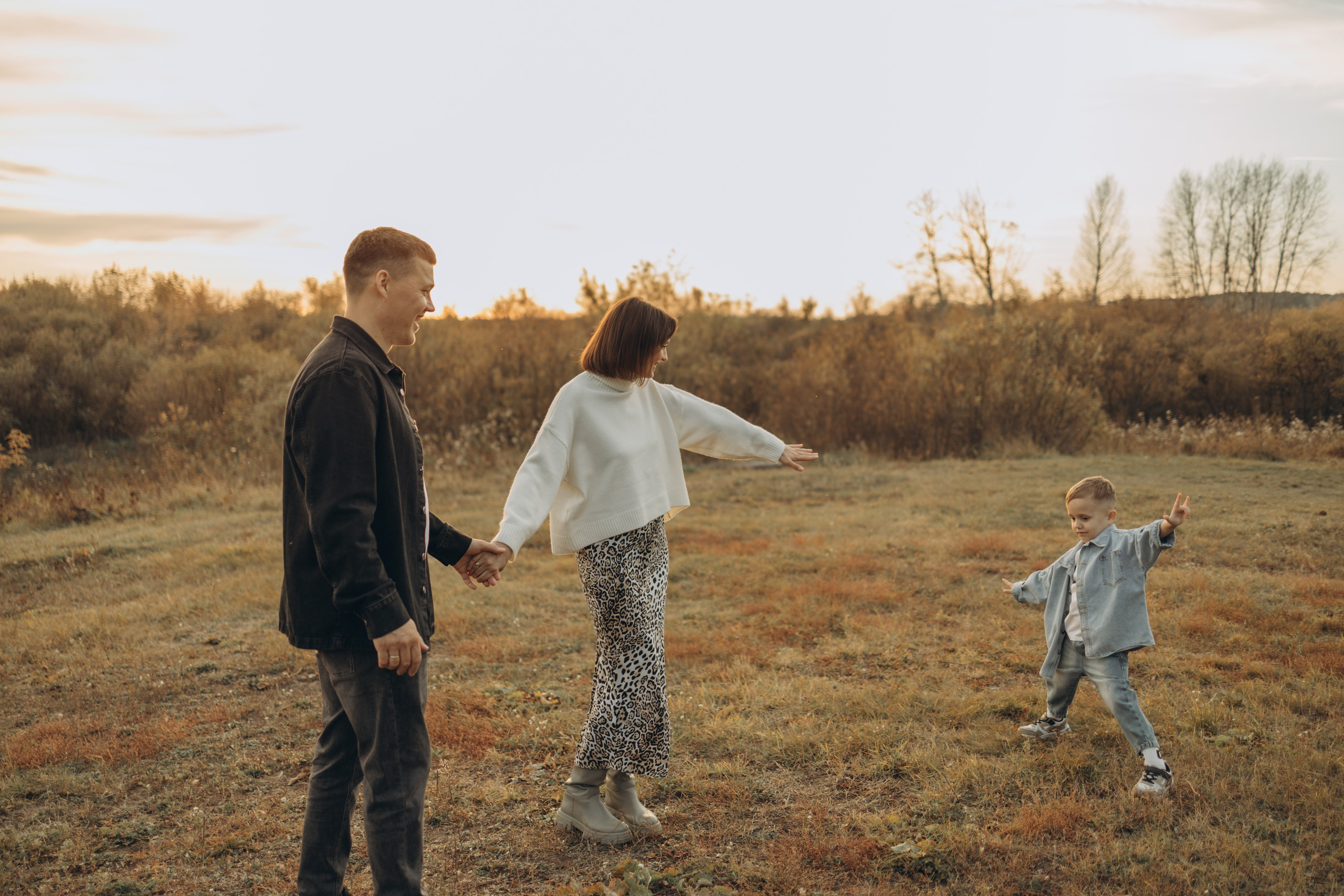 Сентябрьский вечер. Семейный и детский фотограф в Тюмени Вика Алленова