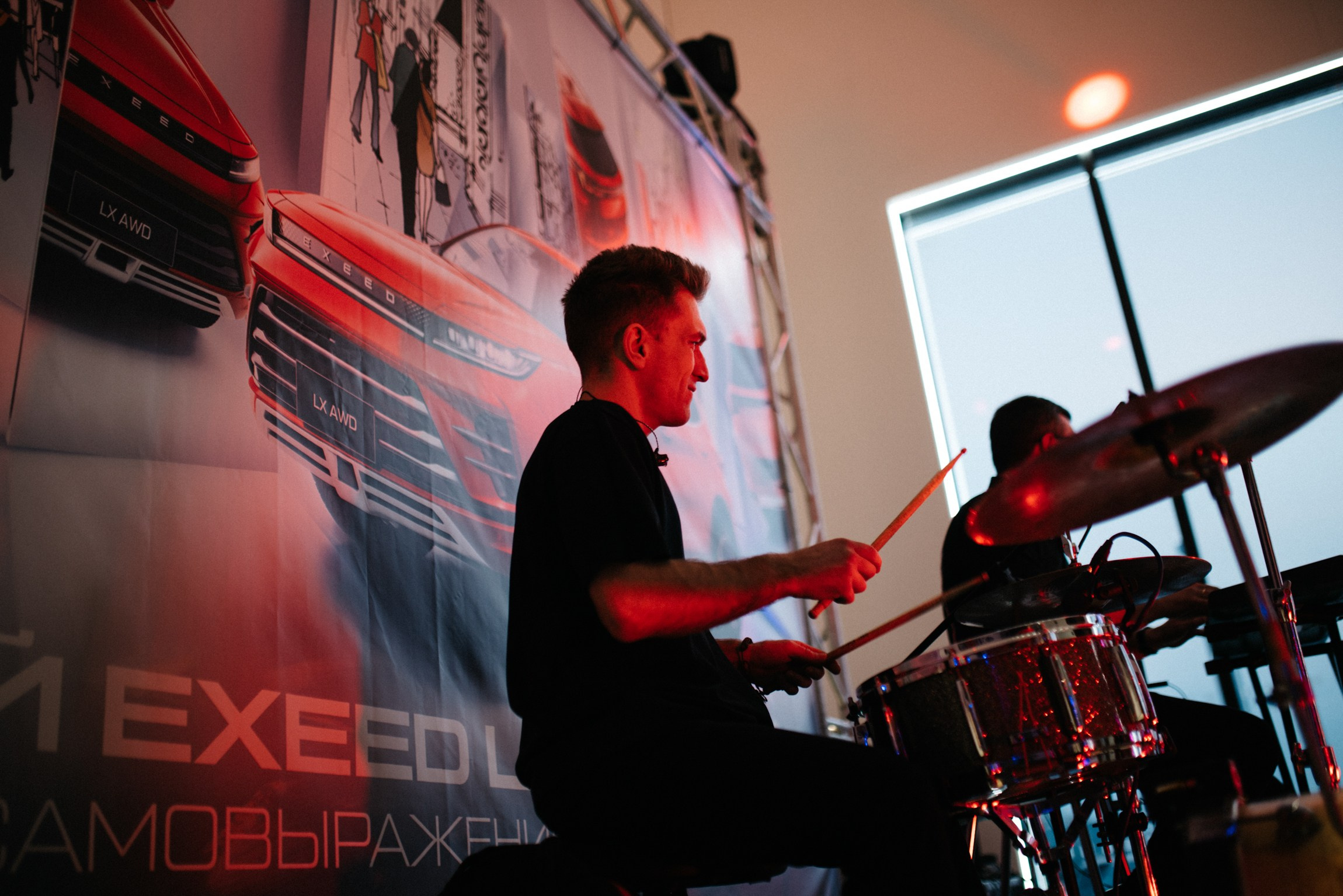 Открытие автосалона Exeed. Портретный и репортажной фотограф Алексей Волков. Москва, Оренбург