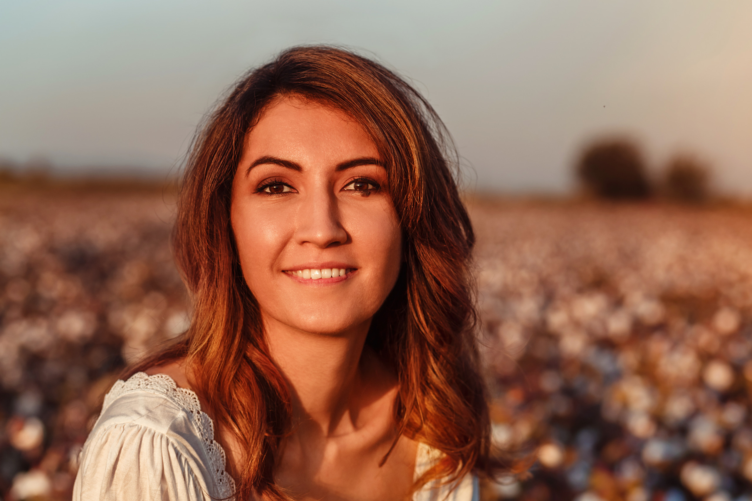 A photo session in the cotton field