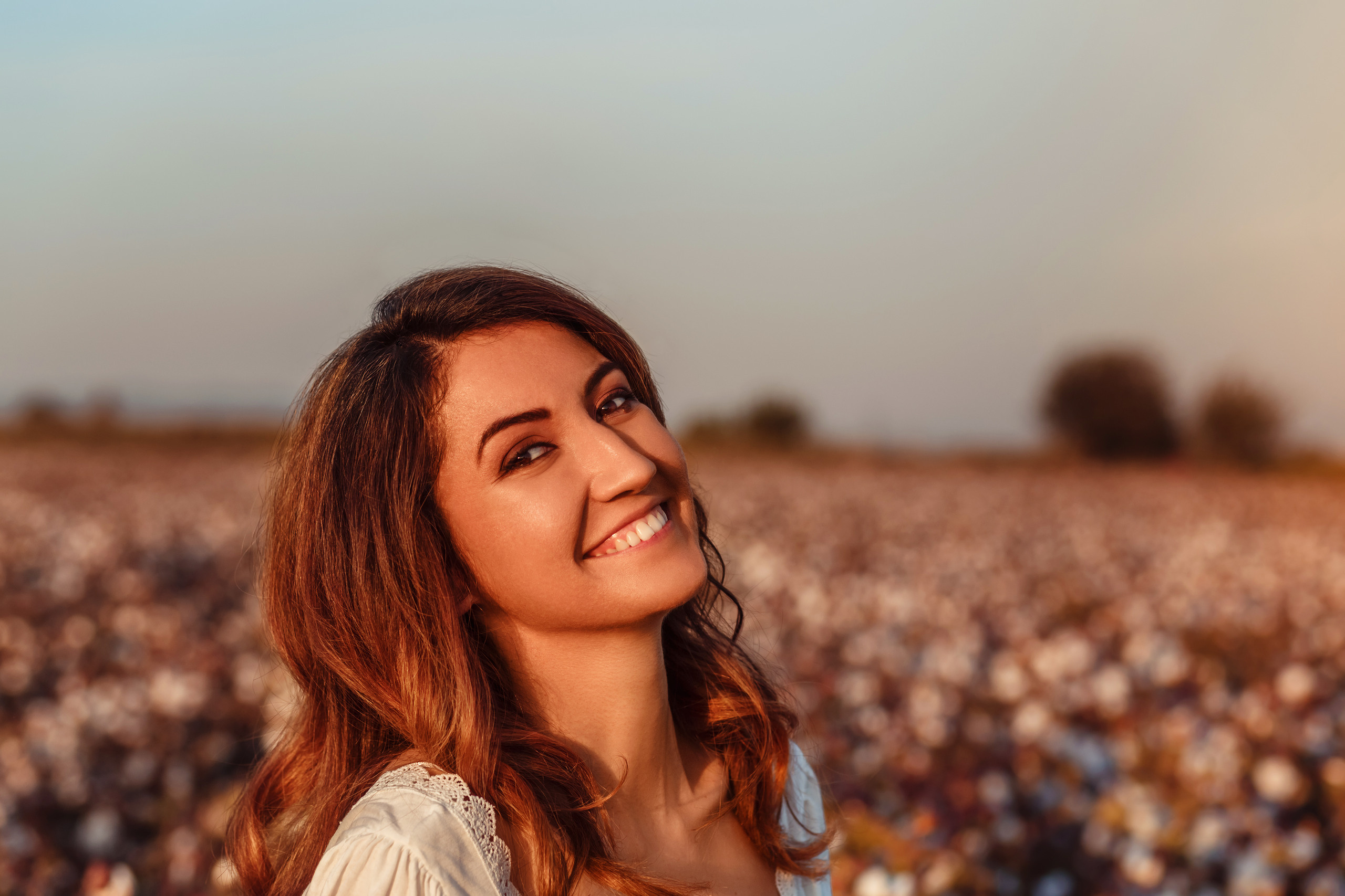 A photo session in the cotton field