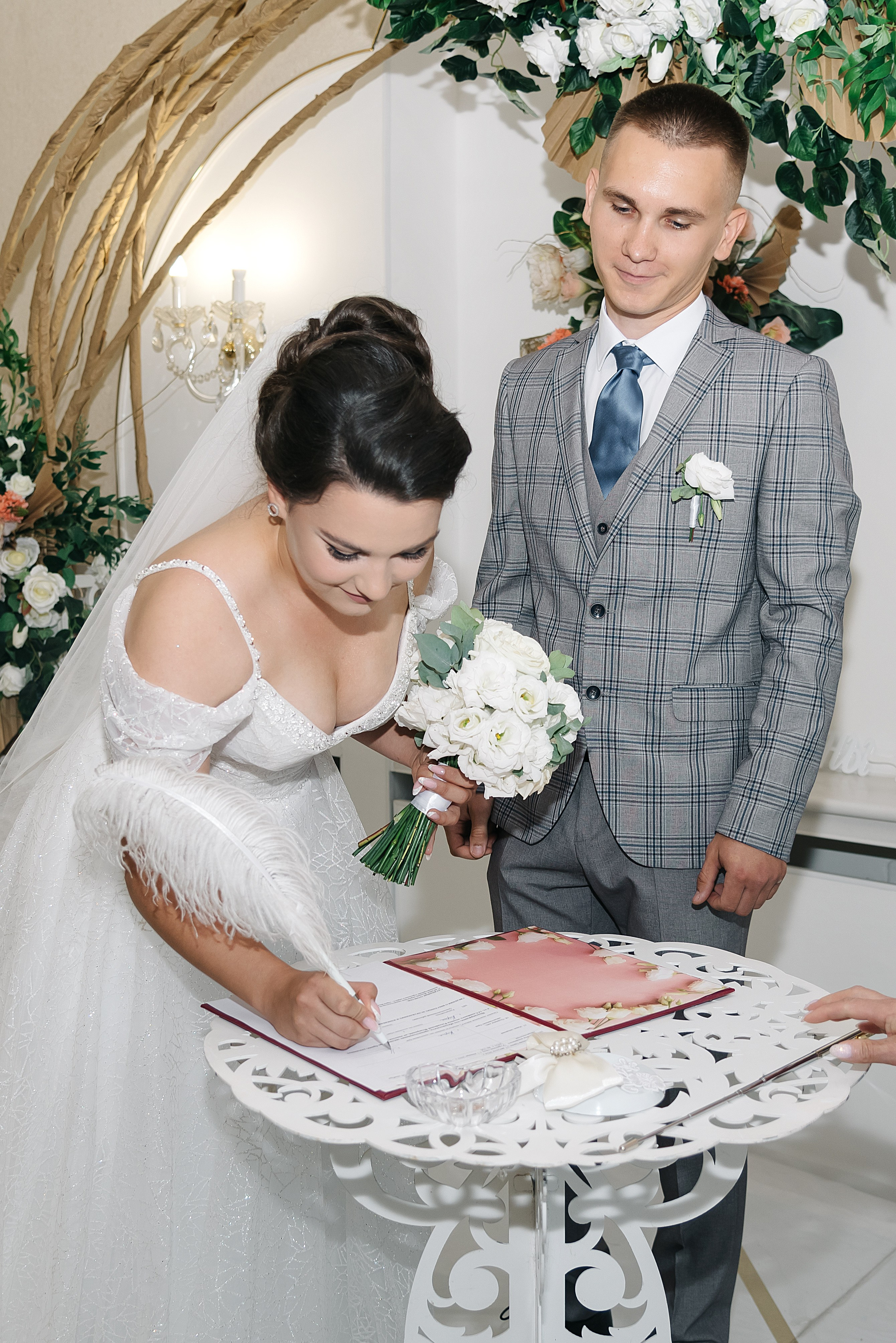 Роман и Карина. Фотограф Волжский Екатерина Егорова