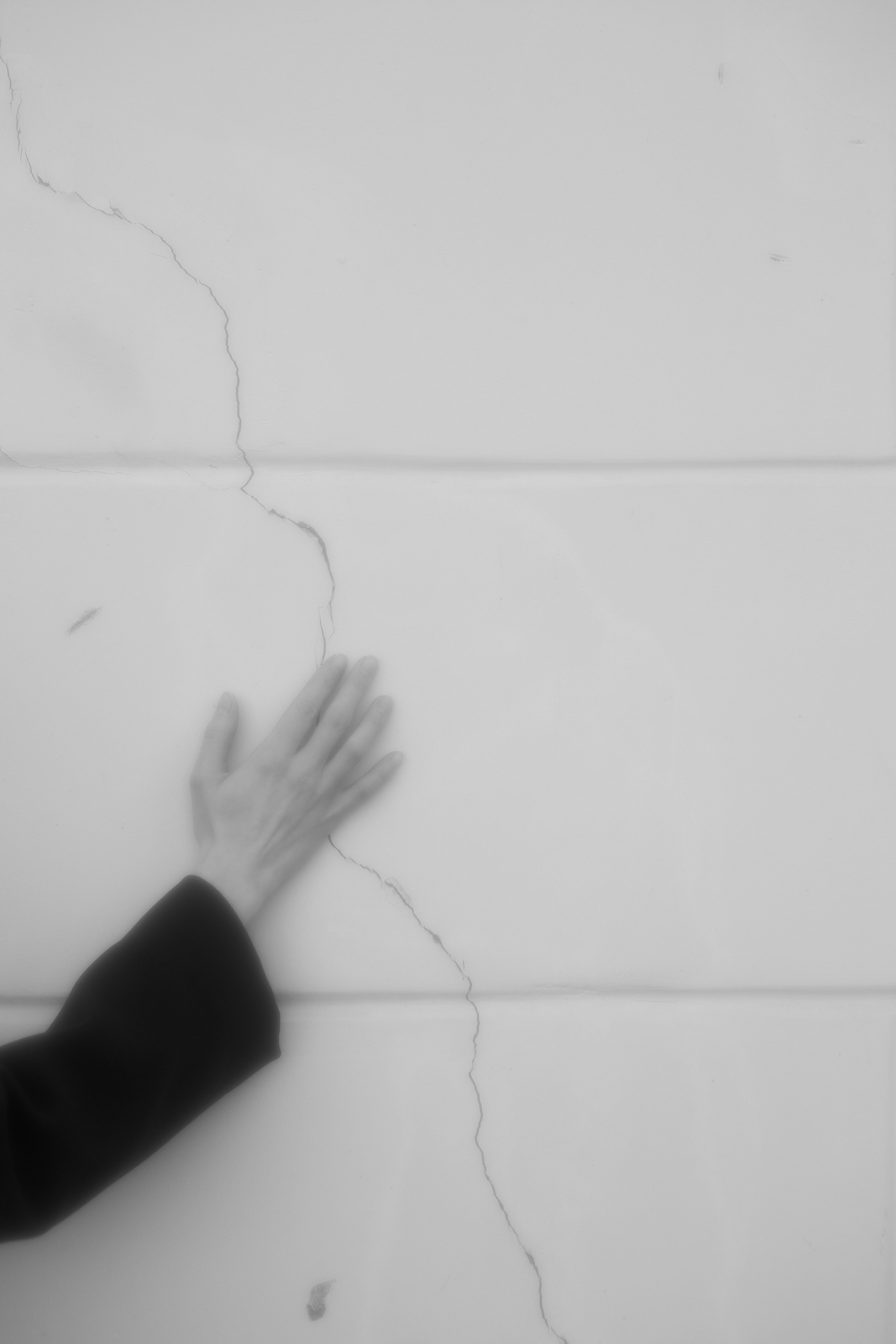 Black coat walking. Fashion Photographer Oxana Chernomorets