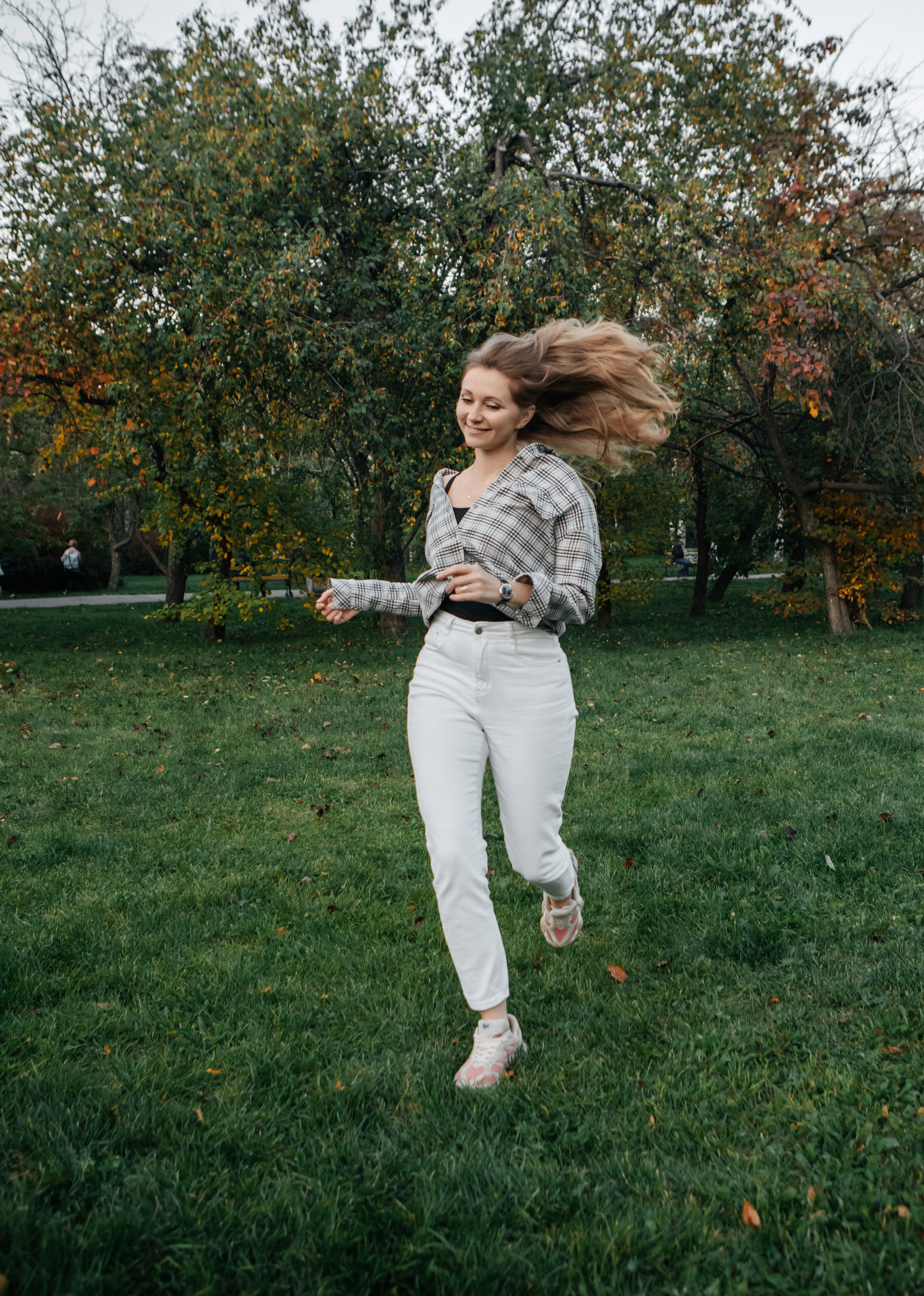 Семейная прогулочная фотосессия. Свадебный и семейный фотограф Ибрагимова Мария из Екатеринбурга