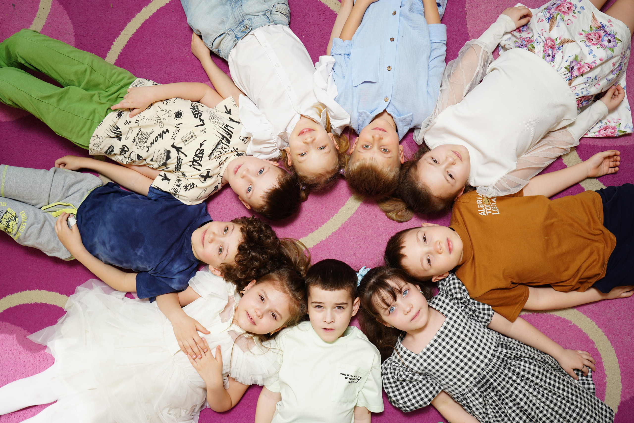 Мелкие группы. MEMENTO.Выпускные альбомы, школьные, юбилейные и другие книги. Ростов-на-Дону