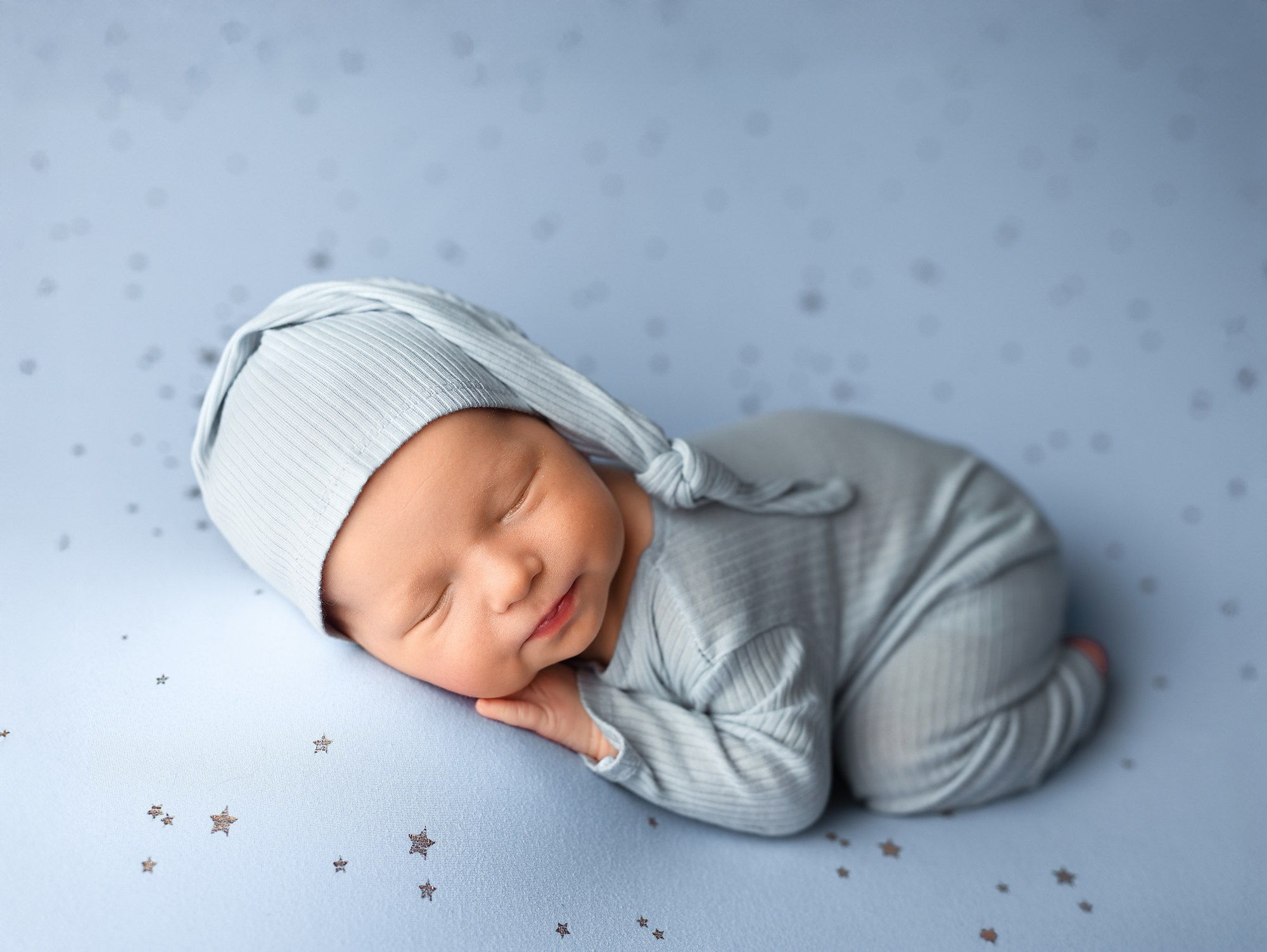 Newborn. Фотограф новорождённых в Казани Нейля Гильмутдинова ньюборн