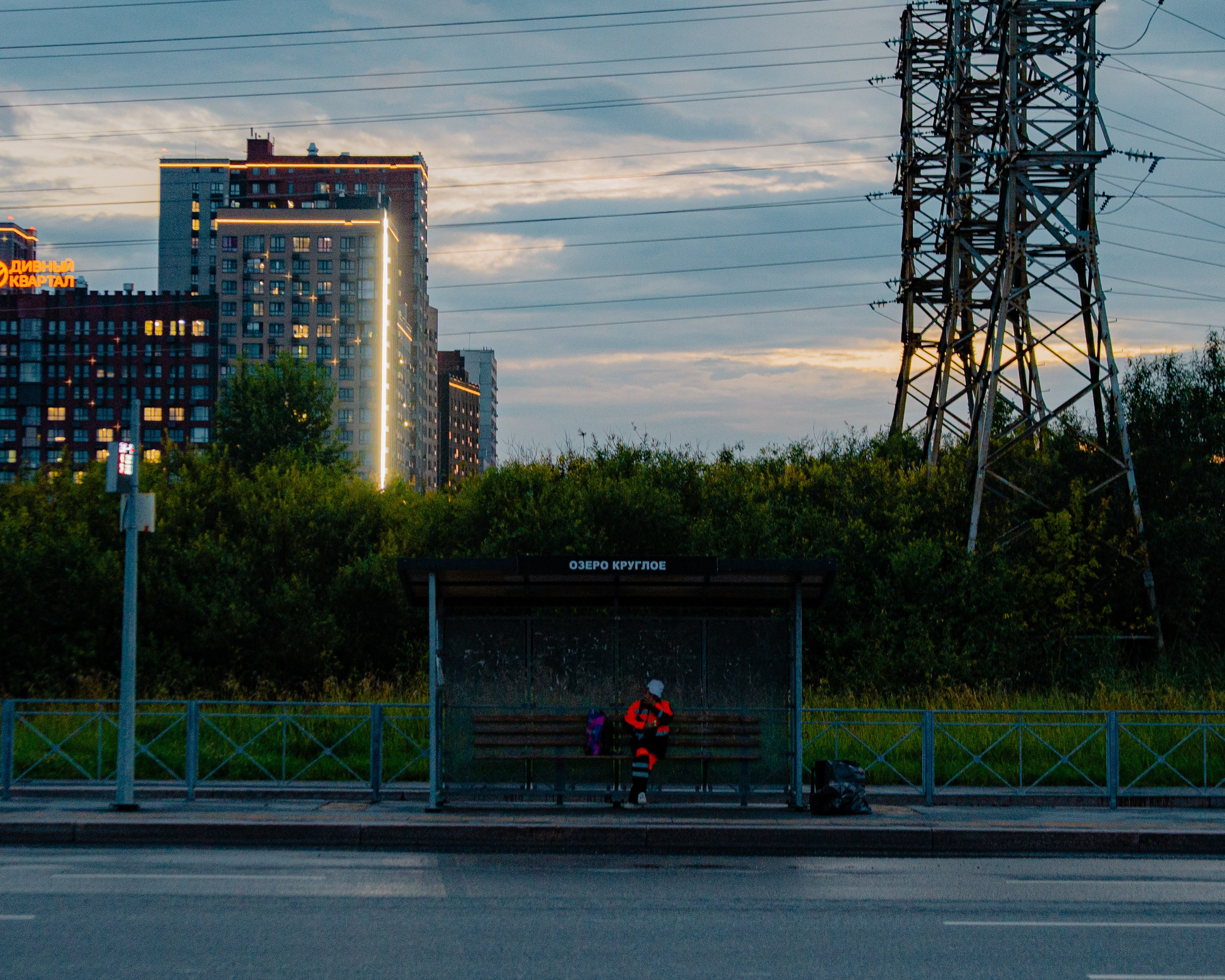 Контрасты большого города (Тюмень). Фотограф Денис Труштин | dentrushtin