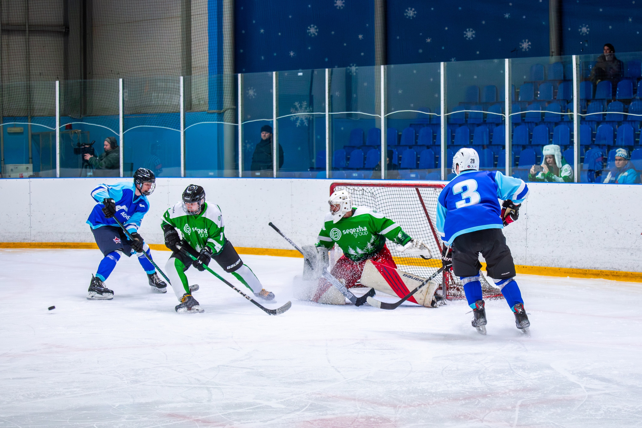 Чемпионат по хоккею. Репортажный, семейный, свадебный, портретный фотограф