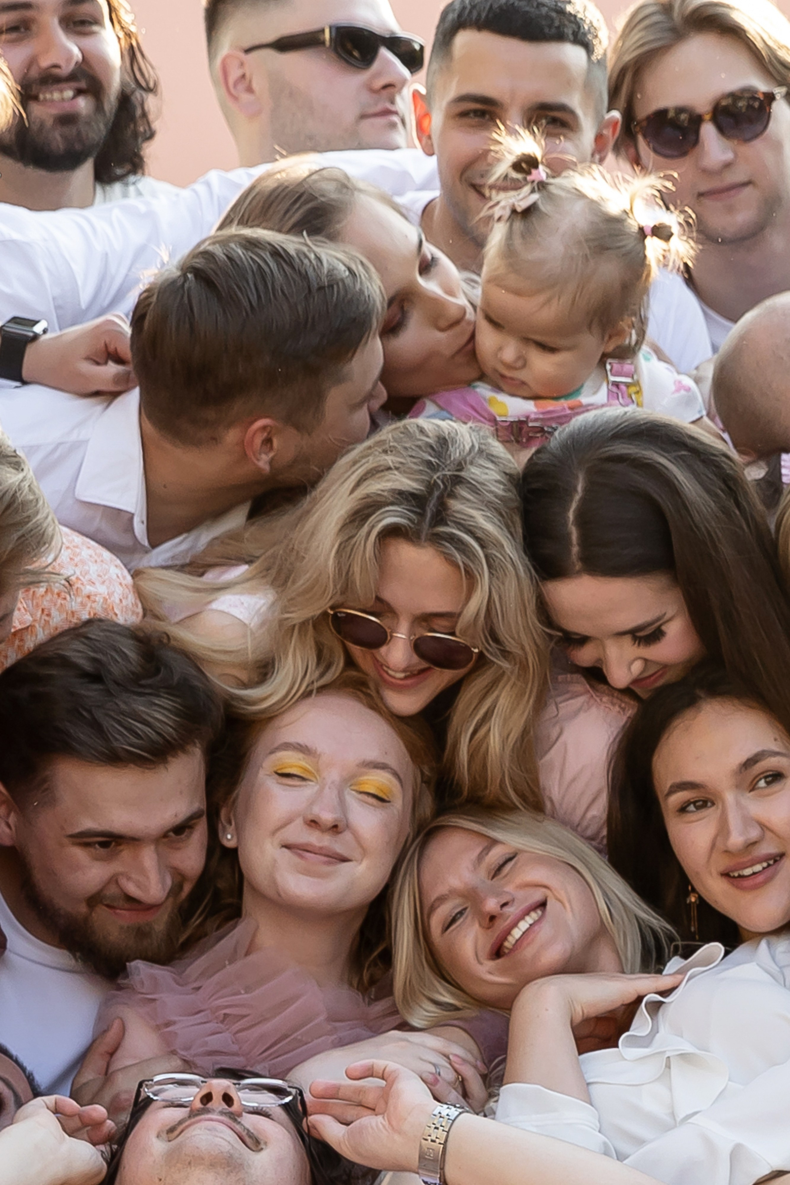 На топ 100 — второй вариант. Свадебный фотограф Колесников Антон