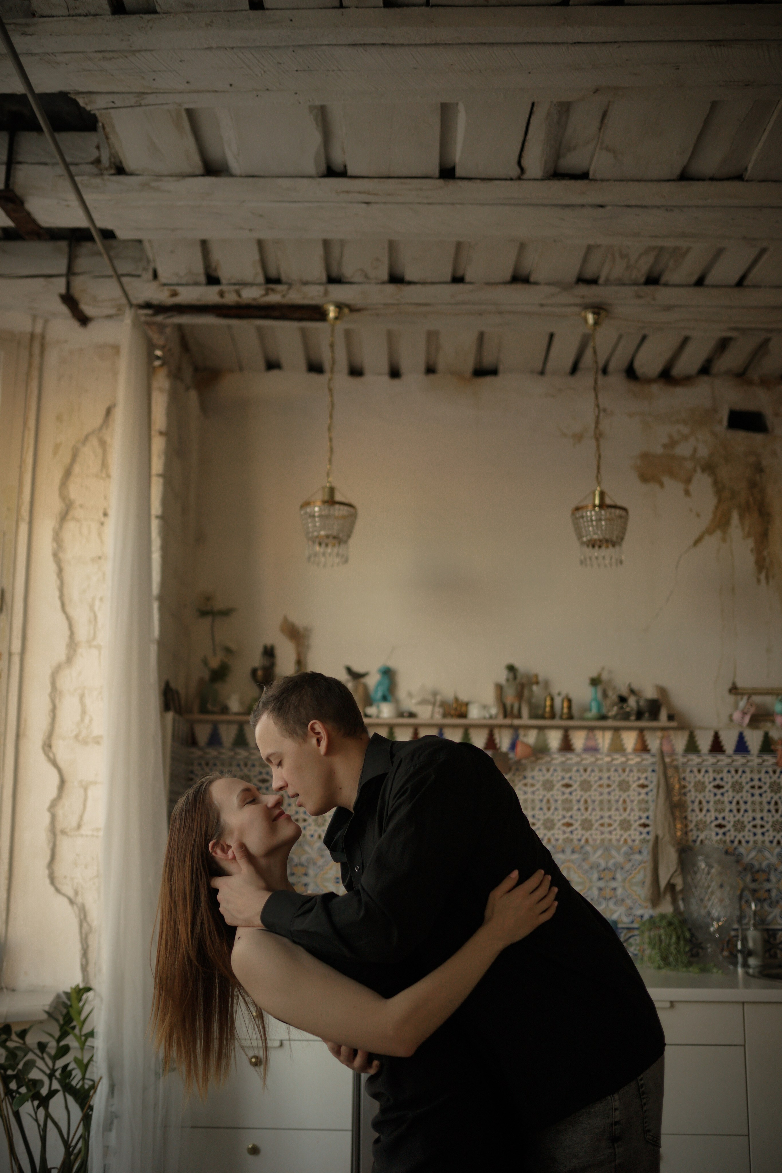 Черное-белое