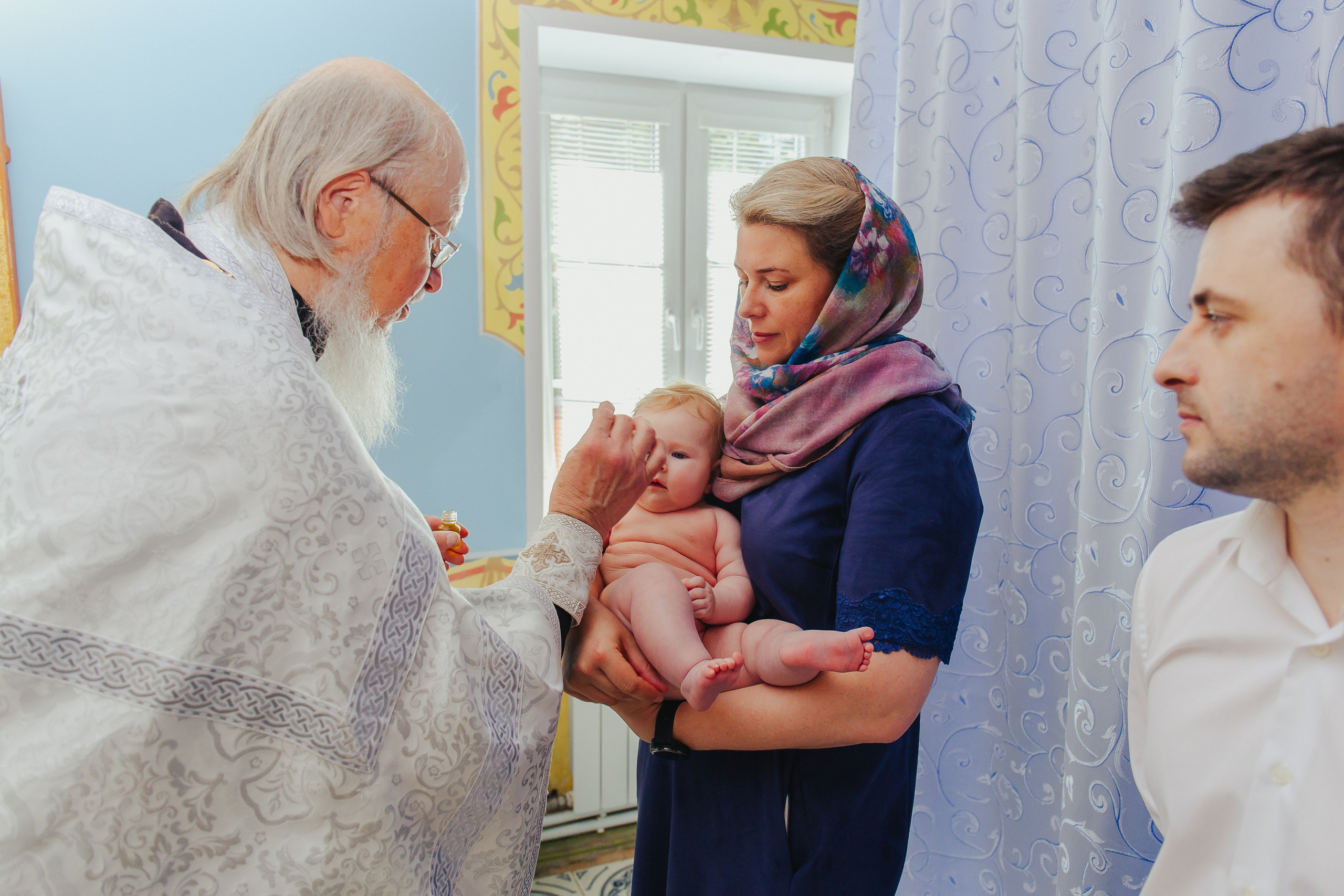 Фотосессия крещения малыша. Фотограф новорожденных и детский в Сергиевом Посаде Кругликова Юлия