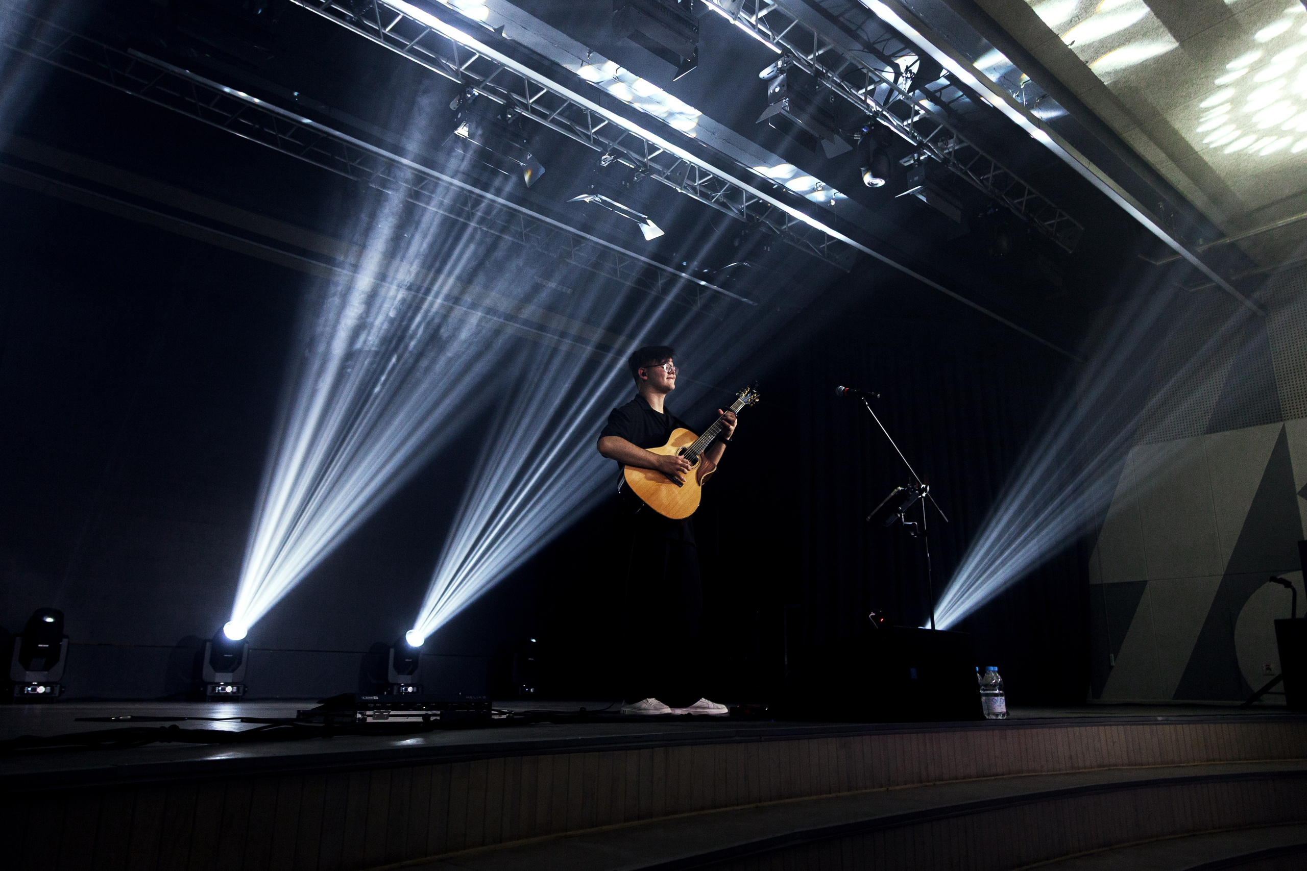 Дамир. Сольник Ноябрь 2025. Design Muginov