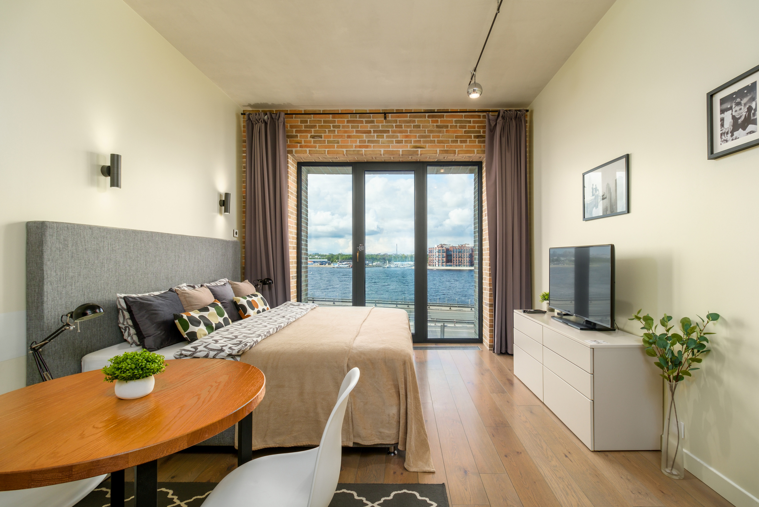 Апартаменты, Docklands Aparthotel