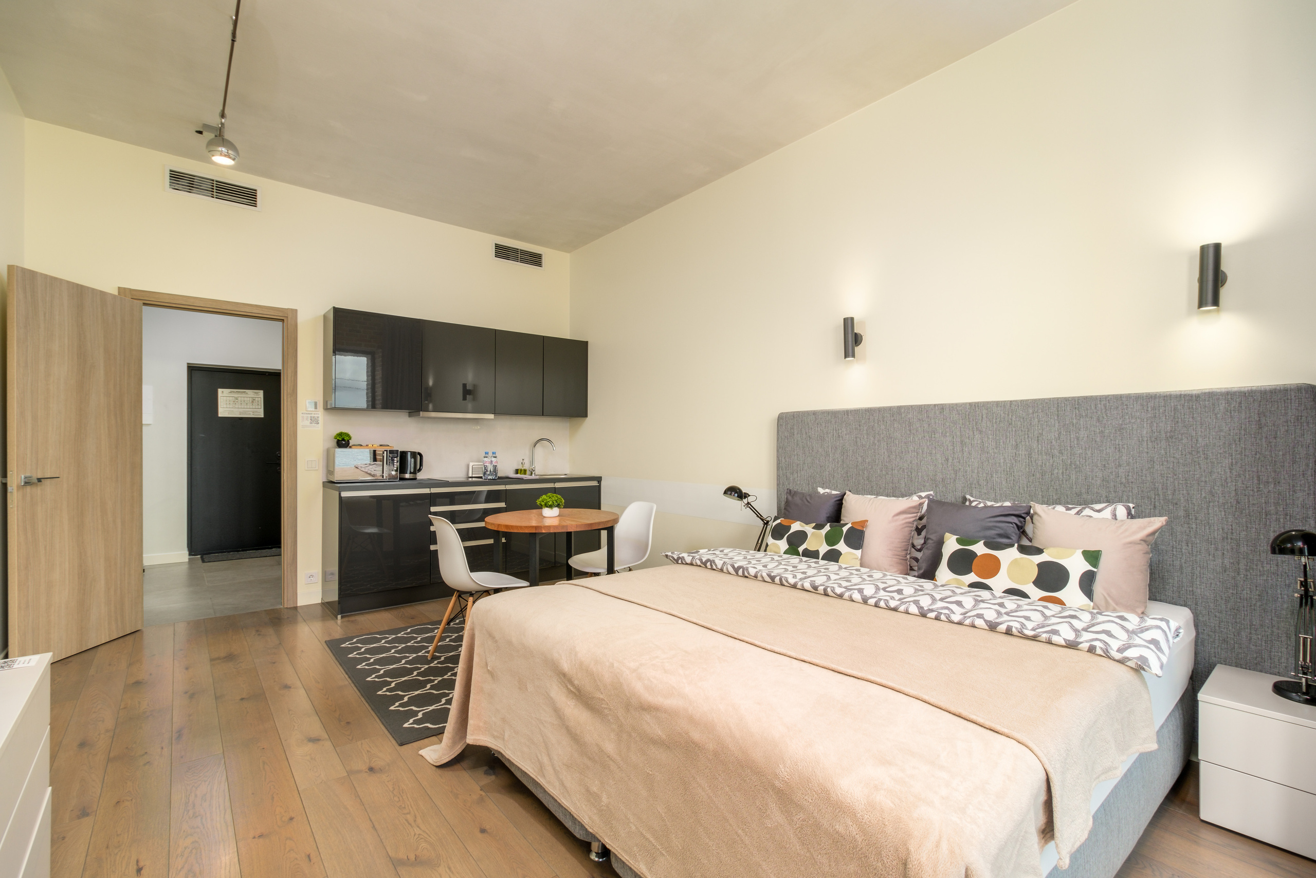 Интерьерная съёмка Docklands Aparthotel