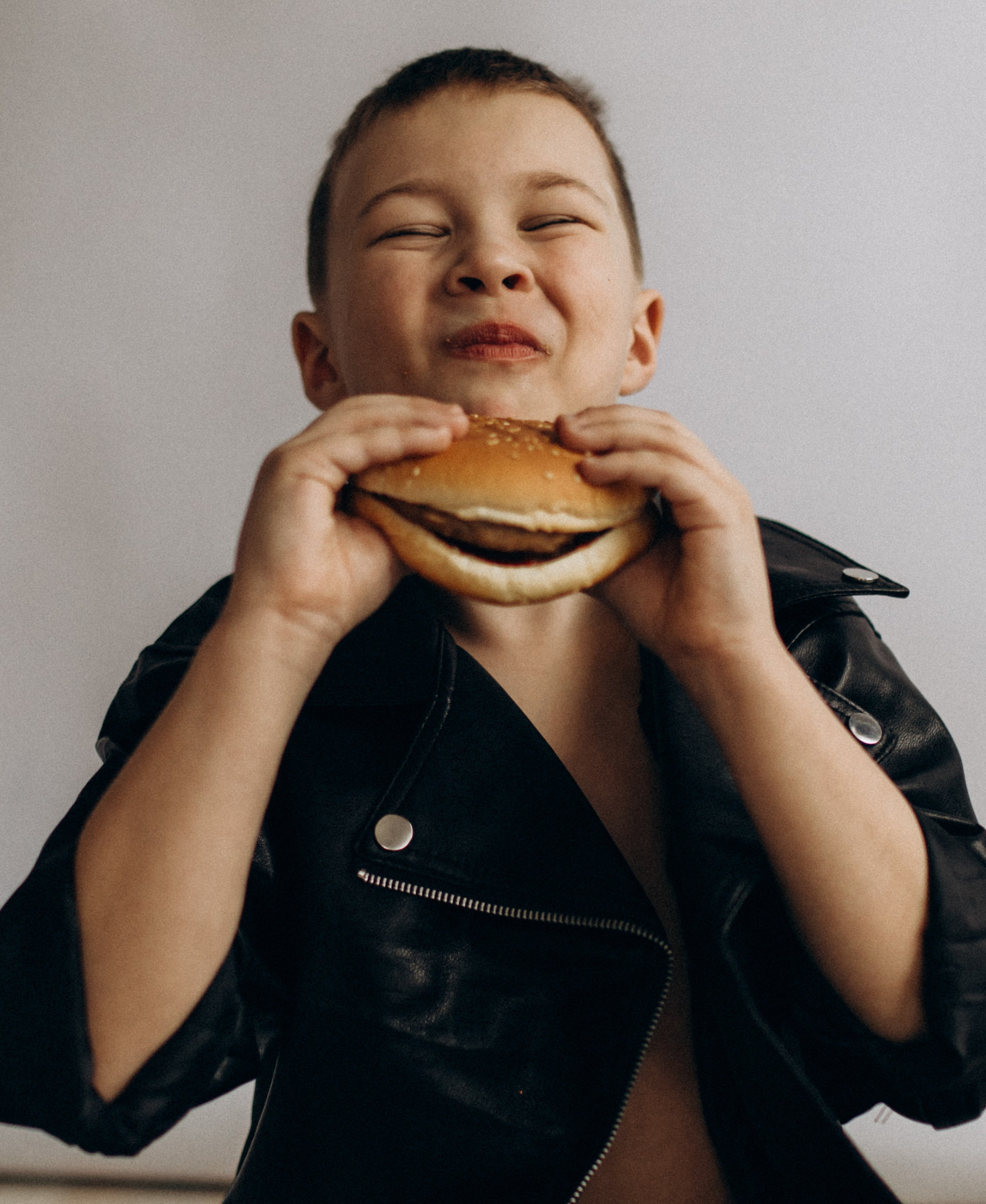 Арсений с мамой. Услуги