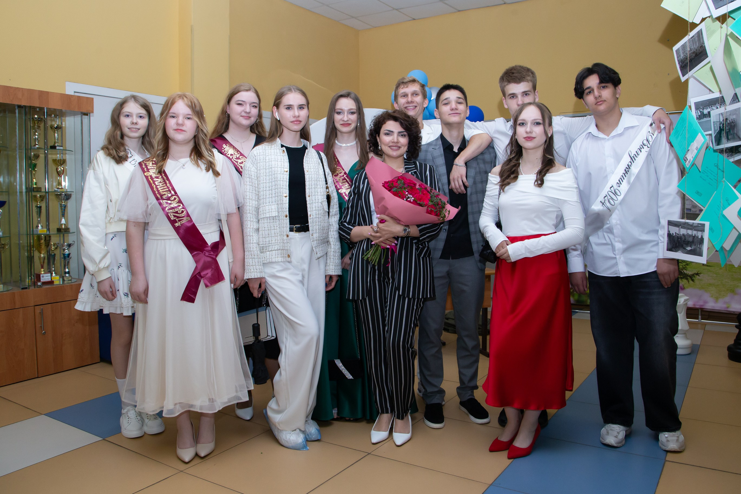 Выпускной 11х классов 2024 г. Реутов. Фотограф Юлия Усольцева