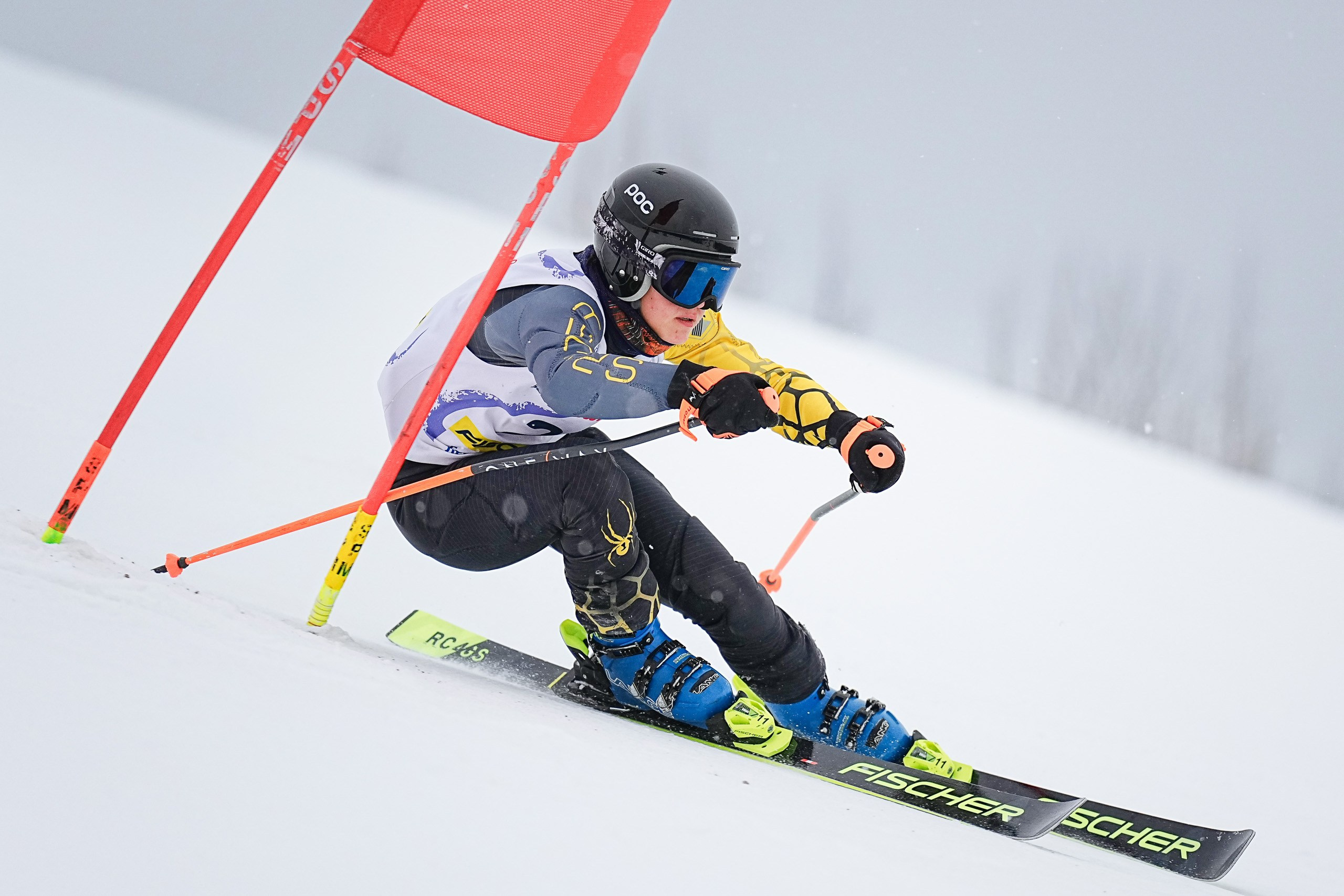 Горные лыжи. Первенство Центрального Федерального Округа. GS U16 Шуколово. Фотограф Студитский Евгений