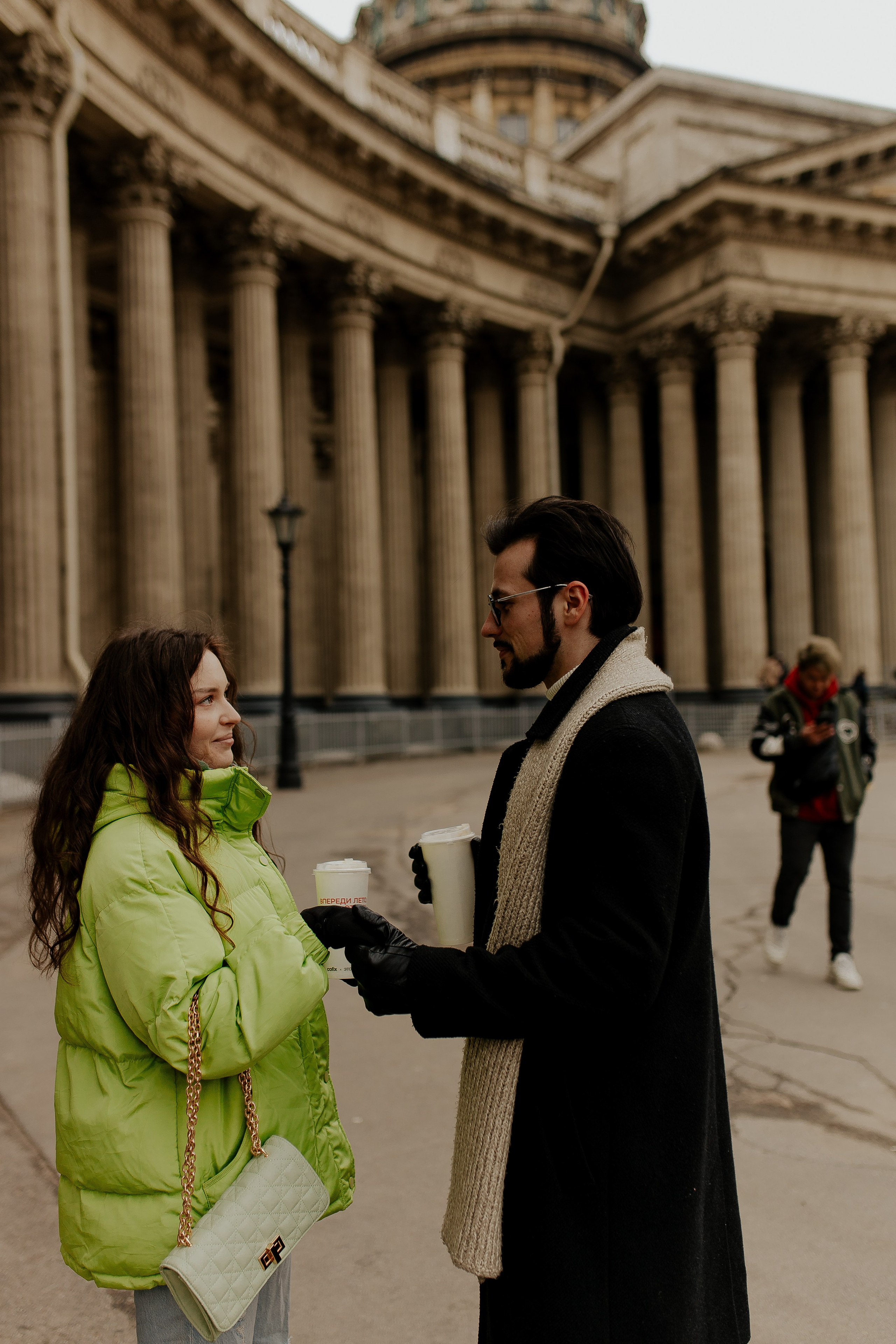 Фотопрогулка по весеннему Петербургу для двоих. Фотограф в Санкт-Петербурге Лиза Семченкова