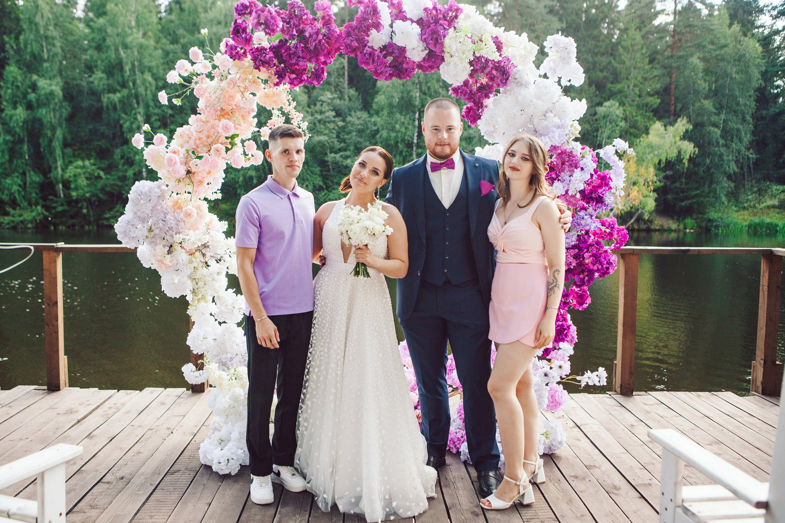 Свадебная фотосессия в отеле hartwell hotel и на патриарших прудах. Фотограф Ольга Ефремова