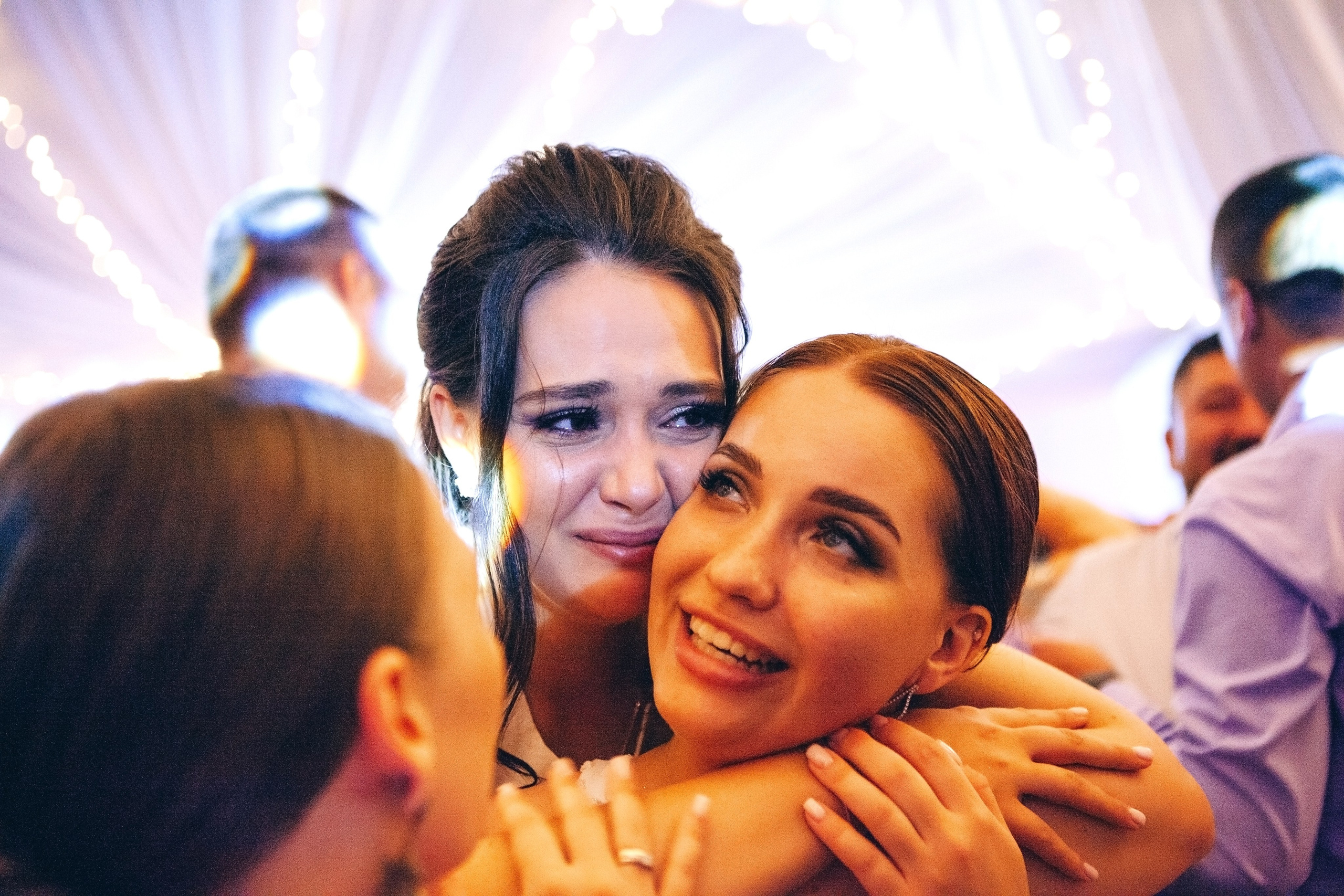 Свадебная фотосессия в отеле hartwell hotel и на патриарших прудах. Фотограф Ольга Ефремова