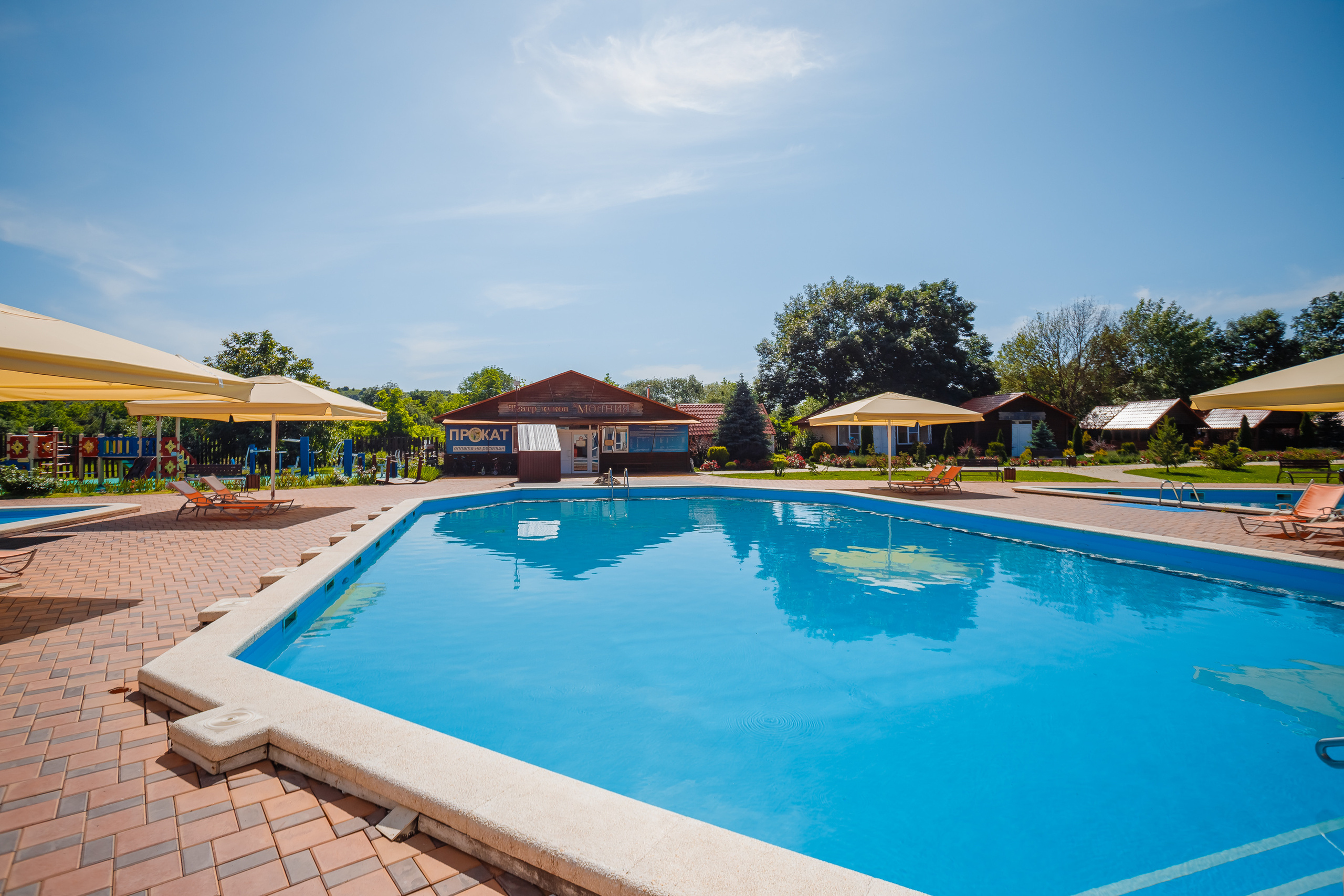 Территория термы май 2023 года