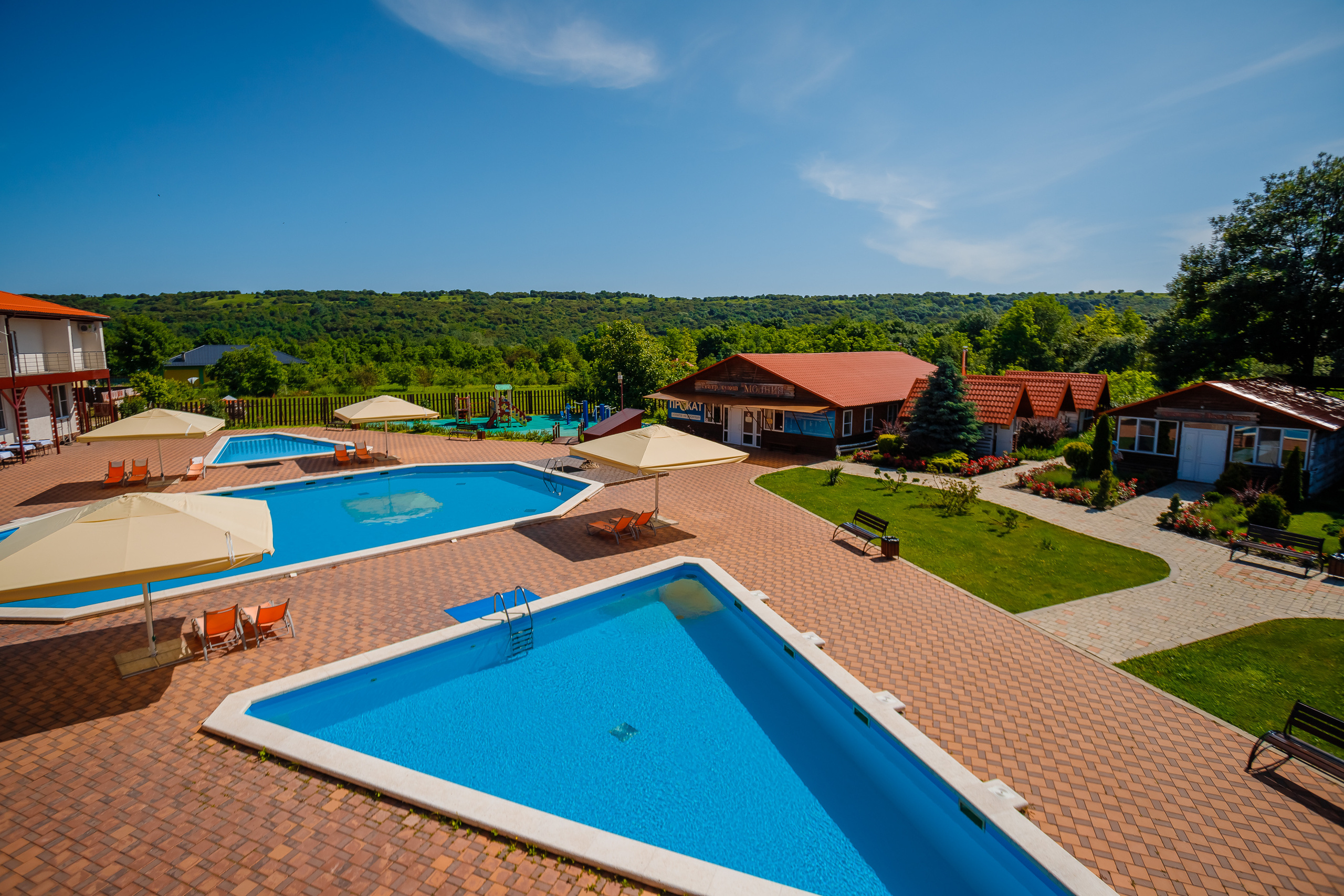 Территория термы май 2023 года