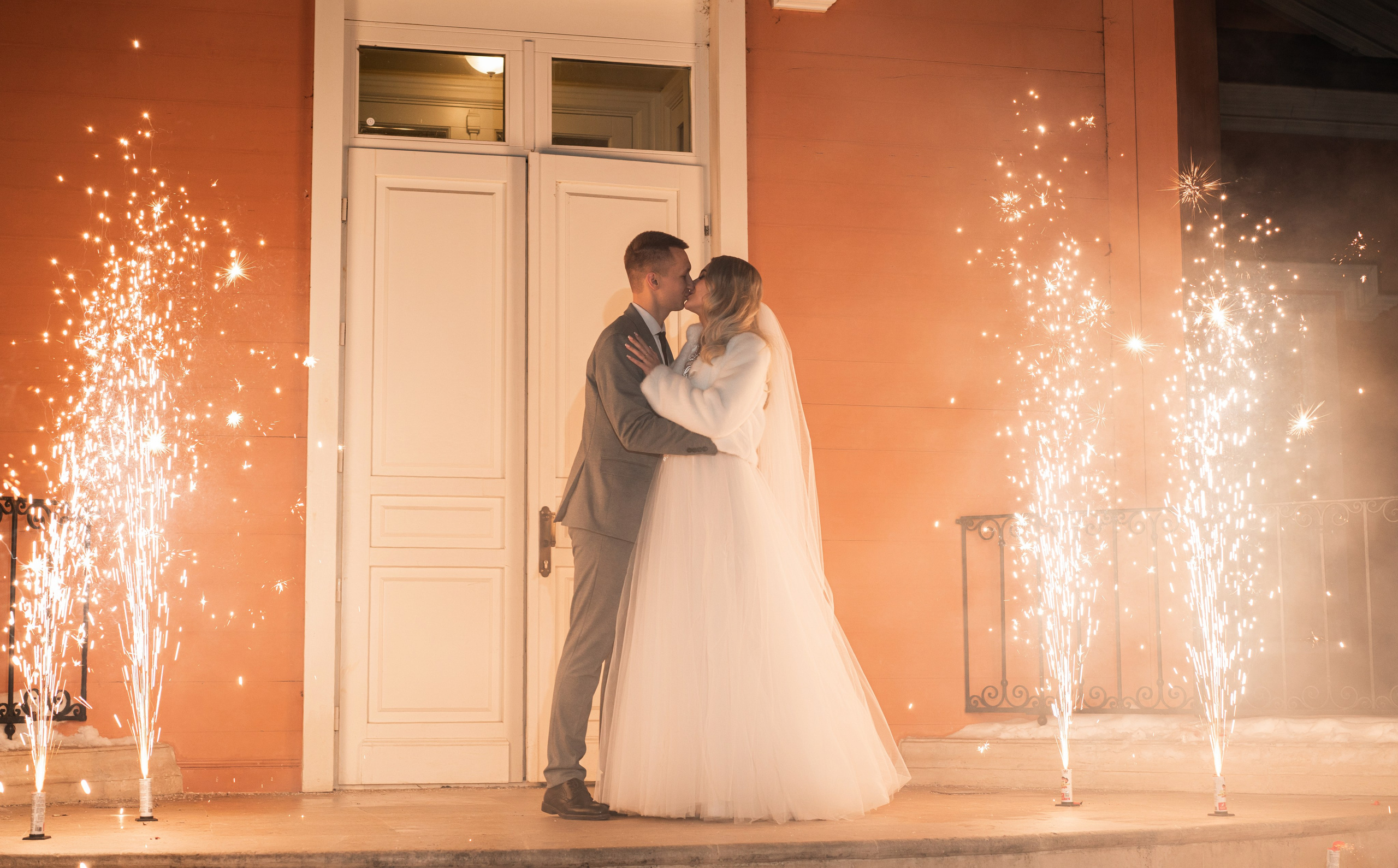 Анастасия & Иван / Музей-заповедник «Коломенское». Свадебный фотограф Вера Климова