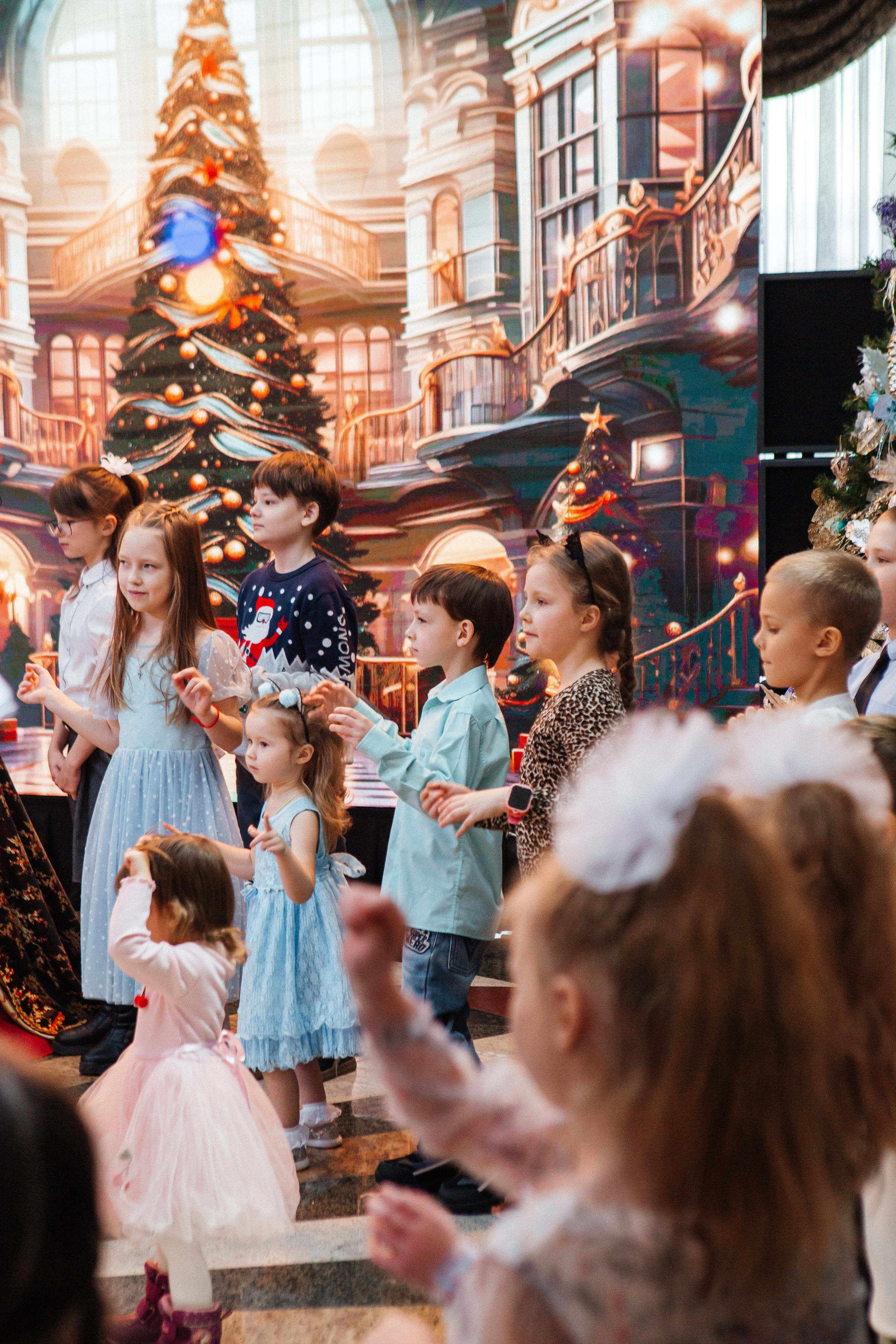 Купол|Новогодняя ёлка. Свадебный фотограф Челябинск Зиненко Виктория