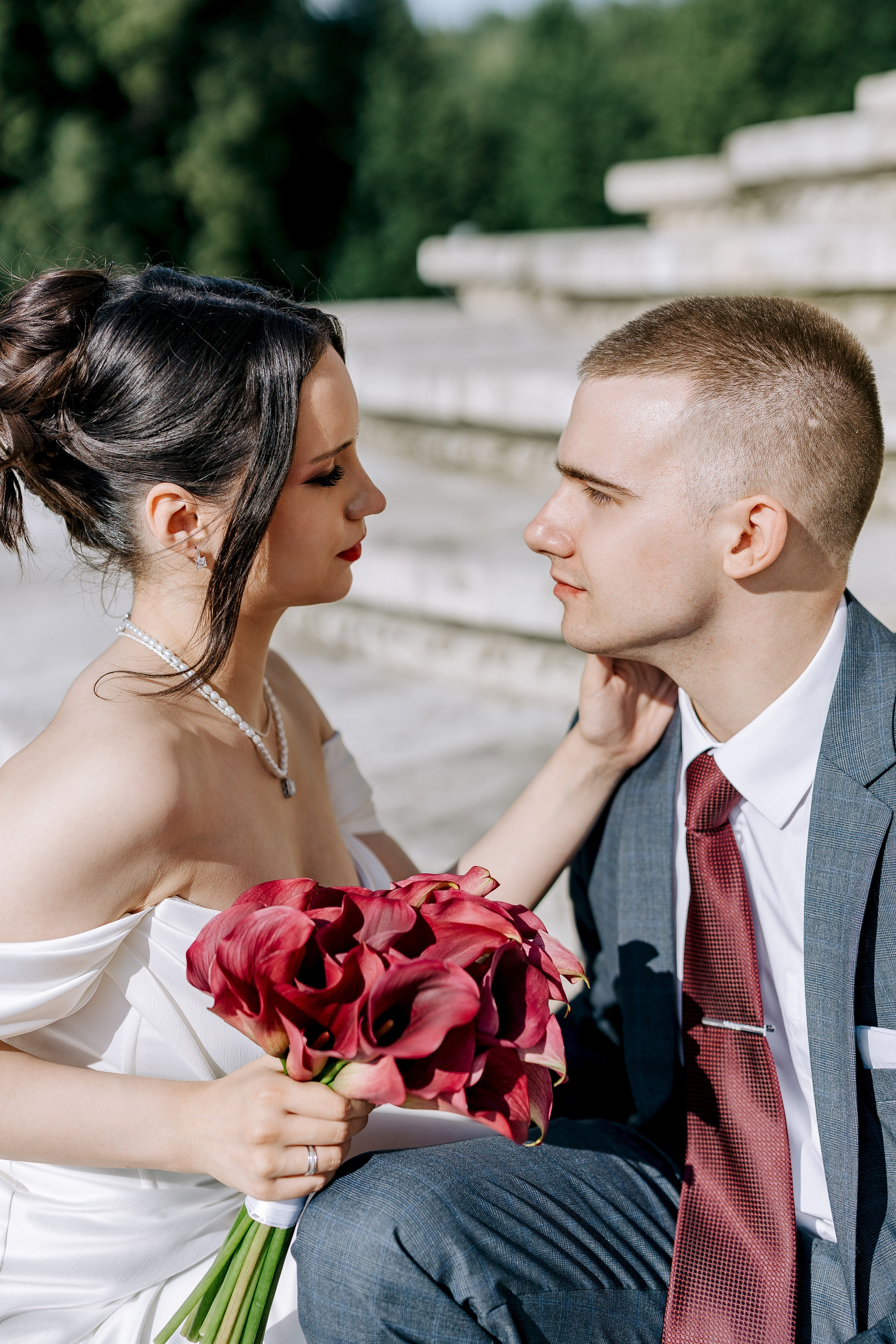 Белый лист. Александр Антонов. Профессиональный свадебный, репортажный фотограф в Москве, Подольске. Фото+Видео на любой праздник