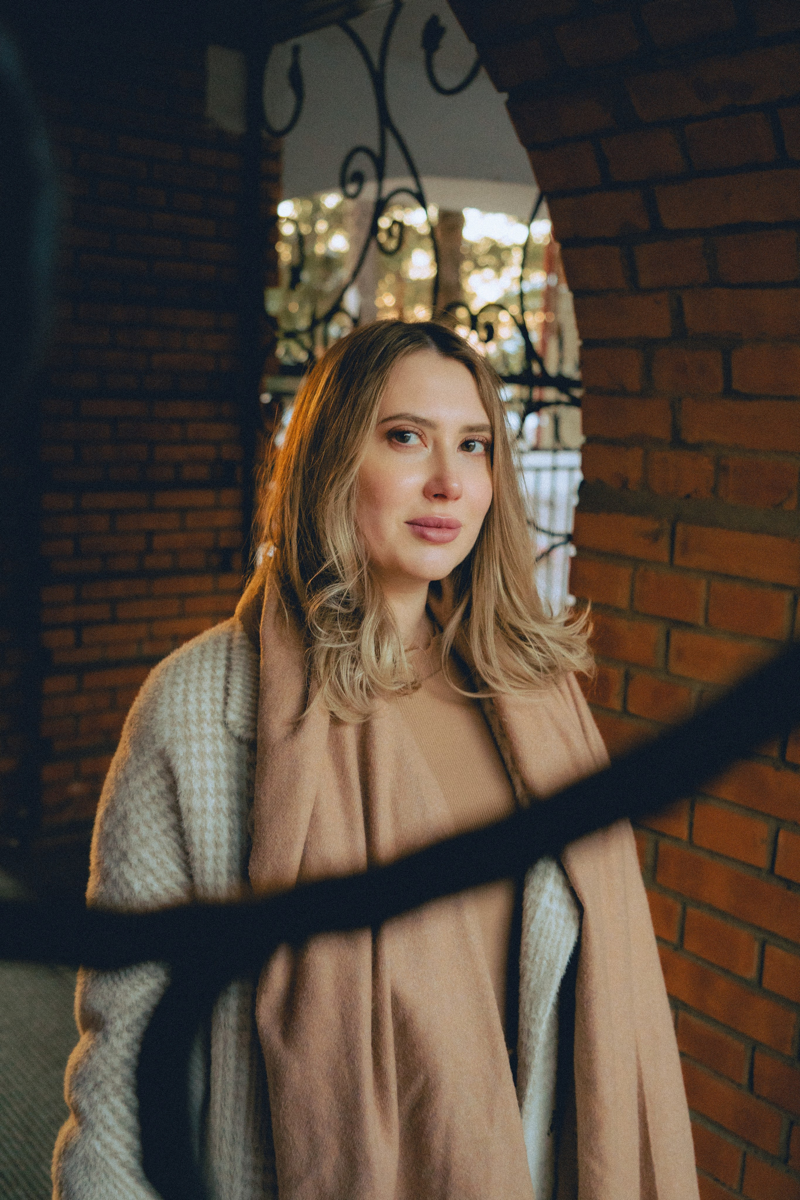 Женский портрет в городе — стиль и динамика уличной съёмки. Фотограф в Хабаровске Дмитрий Лемешков