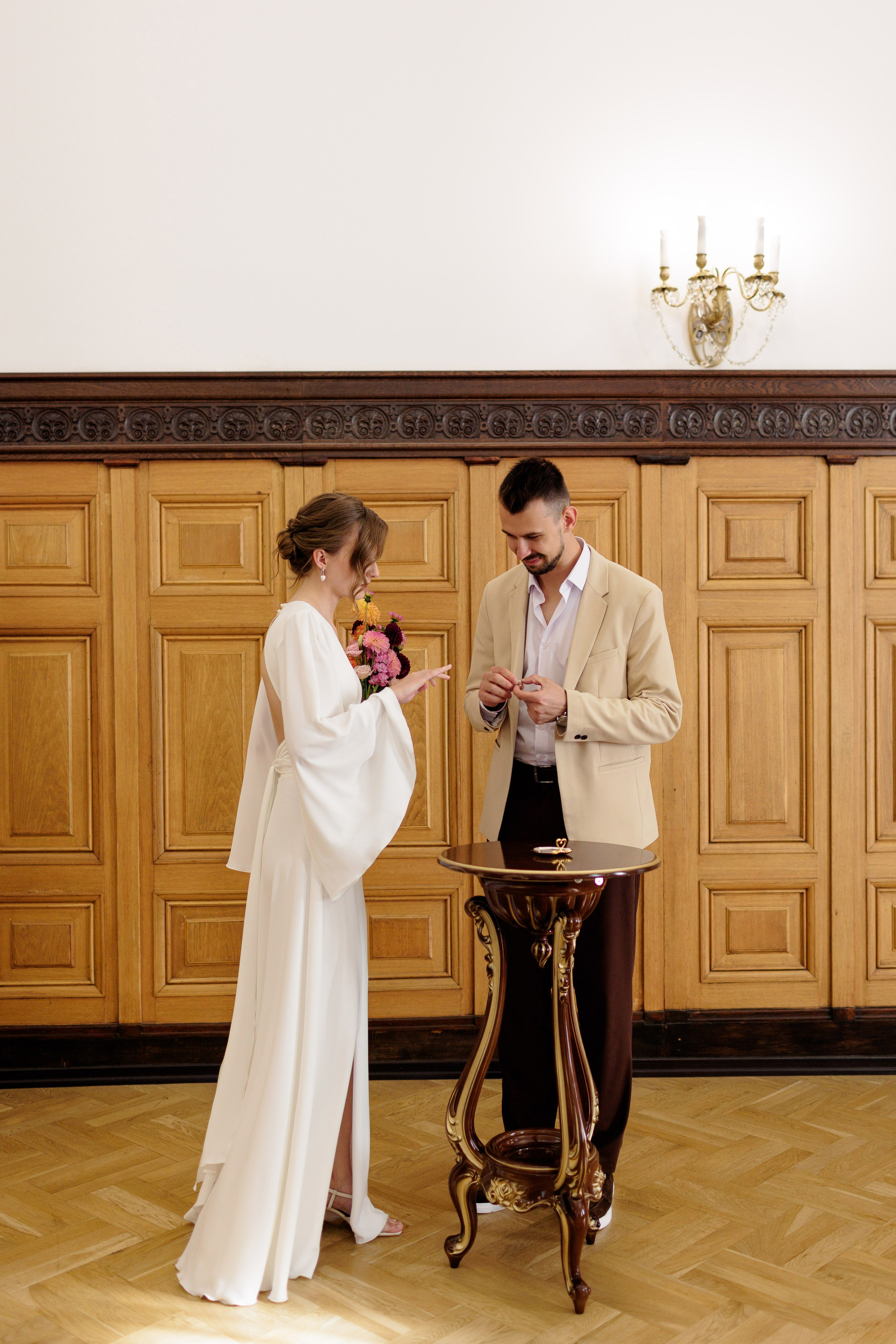 Оля + Антон. Вова Петров