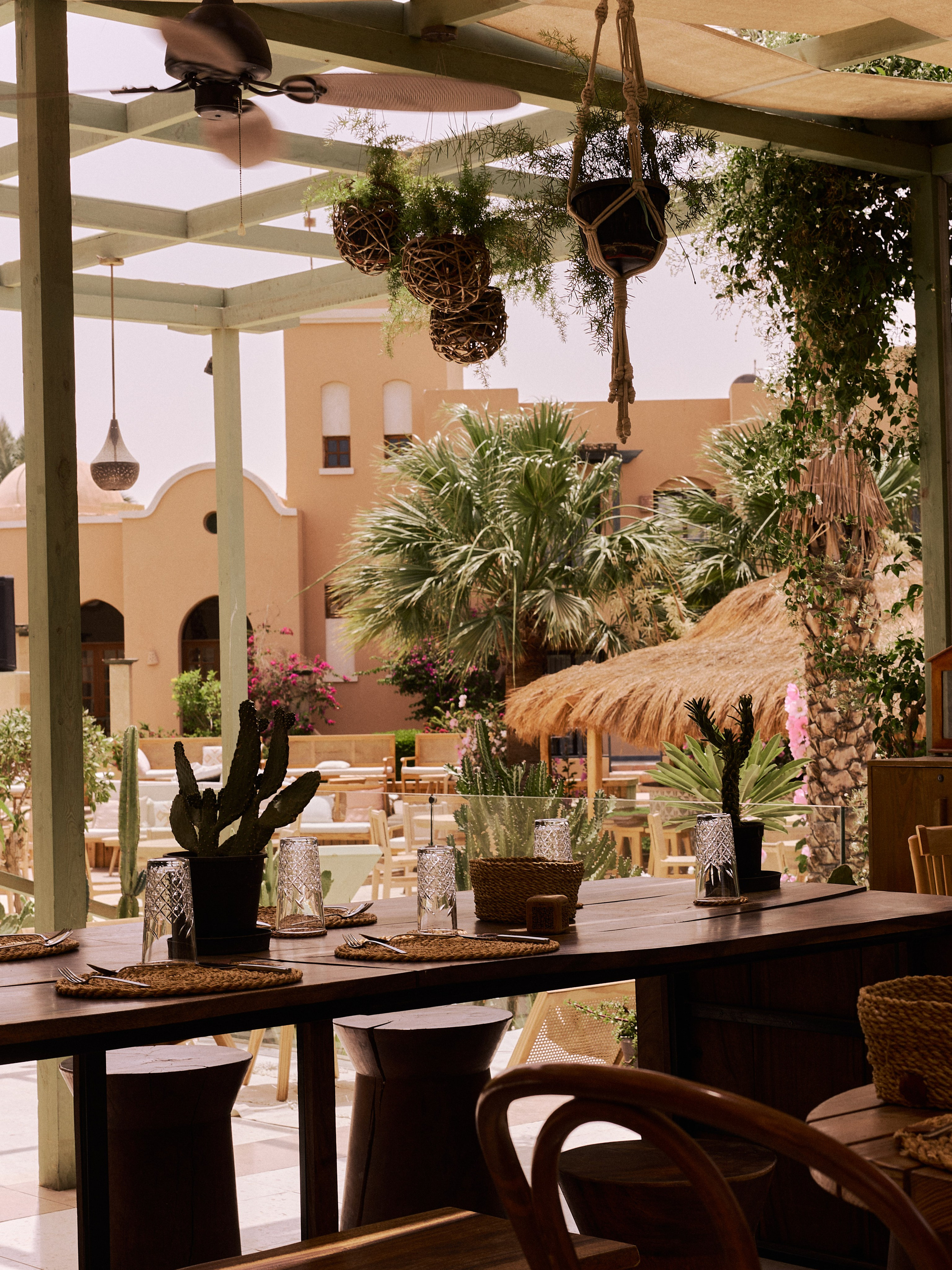 Другое 2. Jorgis Talè — photographer, kind person, teacher of arts and other mag