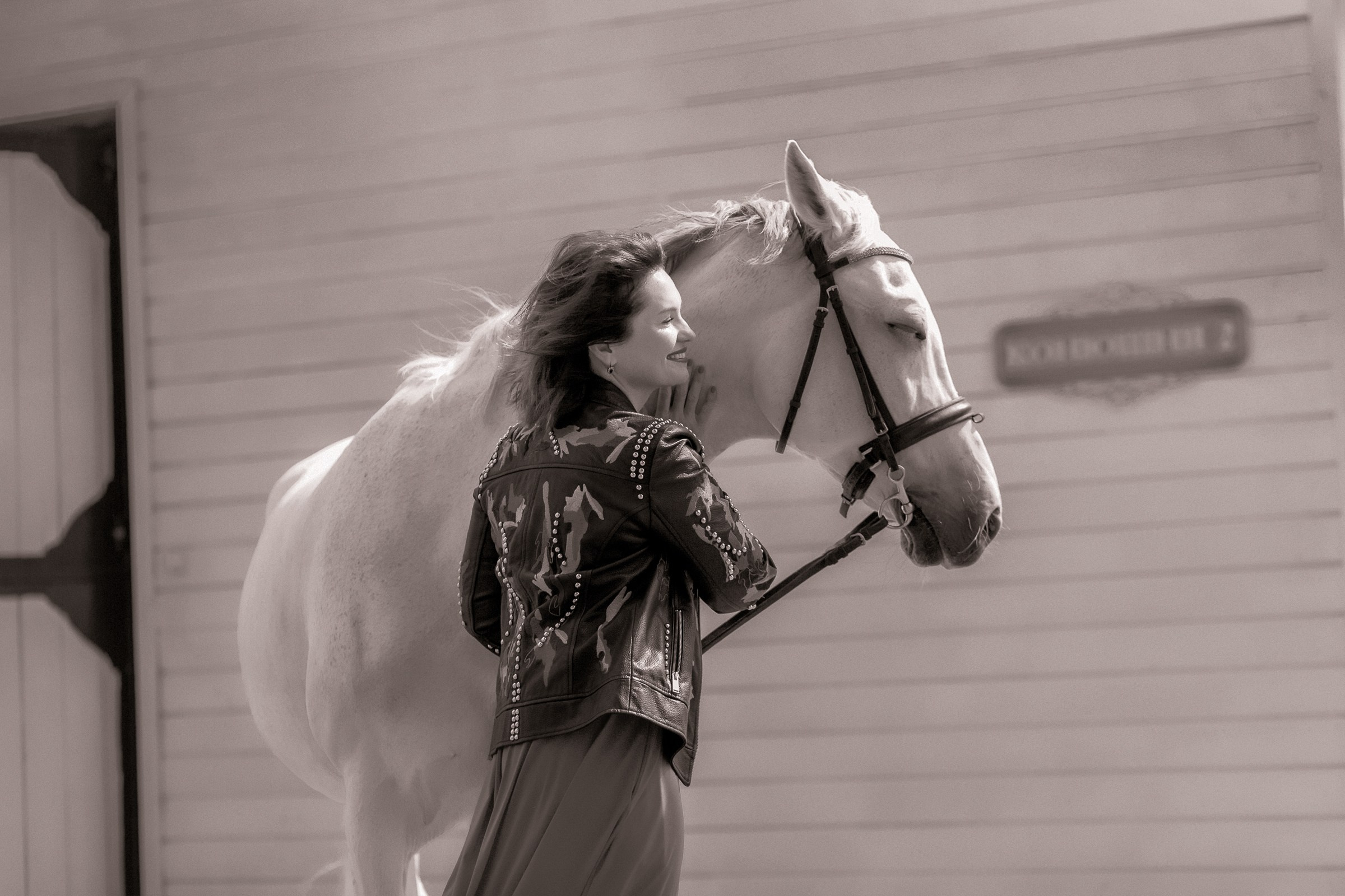 Галина и ее лошадь Сказка. Фотограф женский и мужской портрет Санкт-Петербург