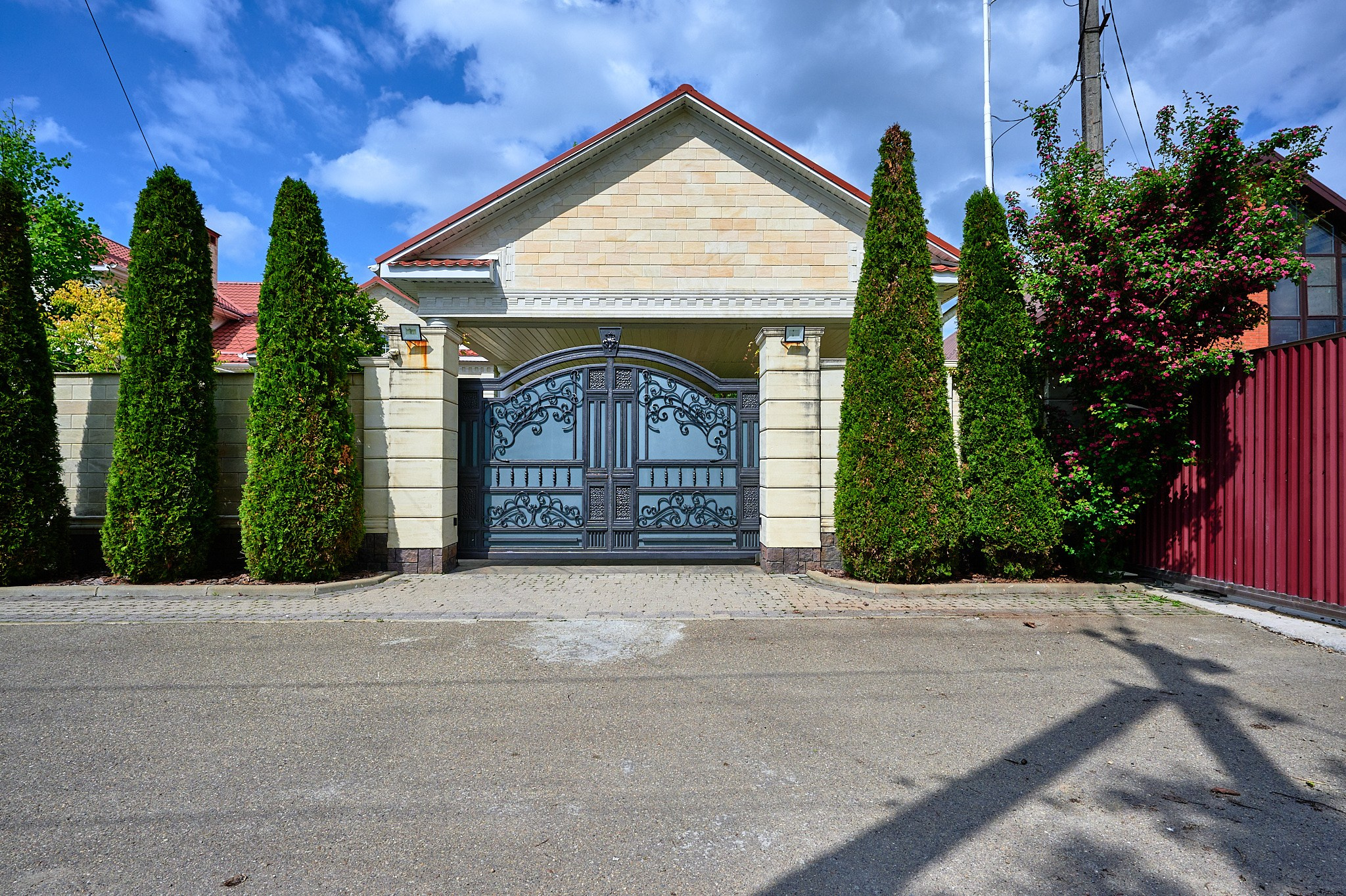 голубой забор 