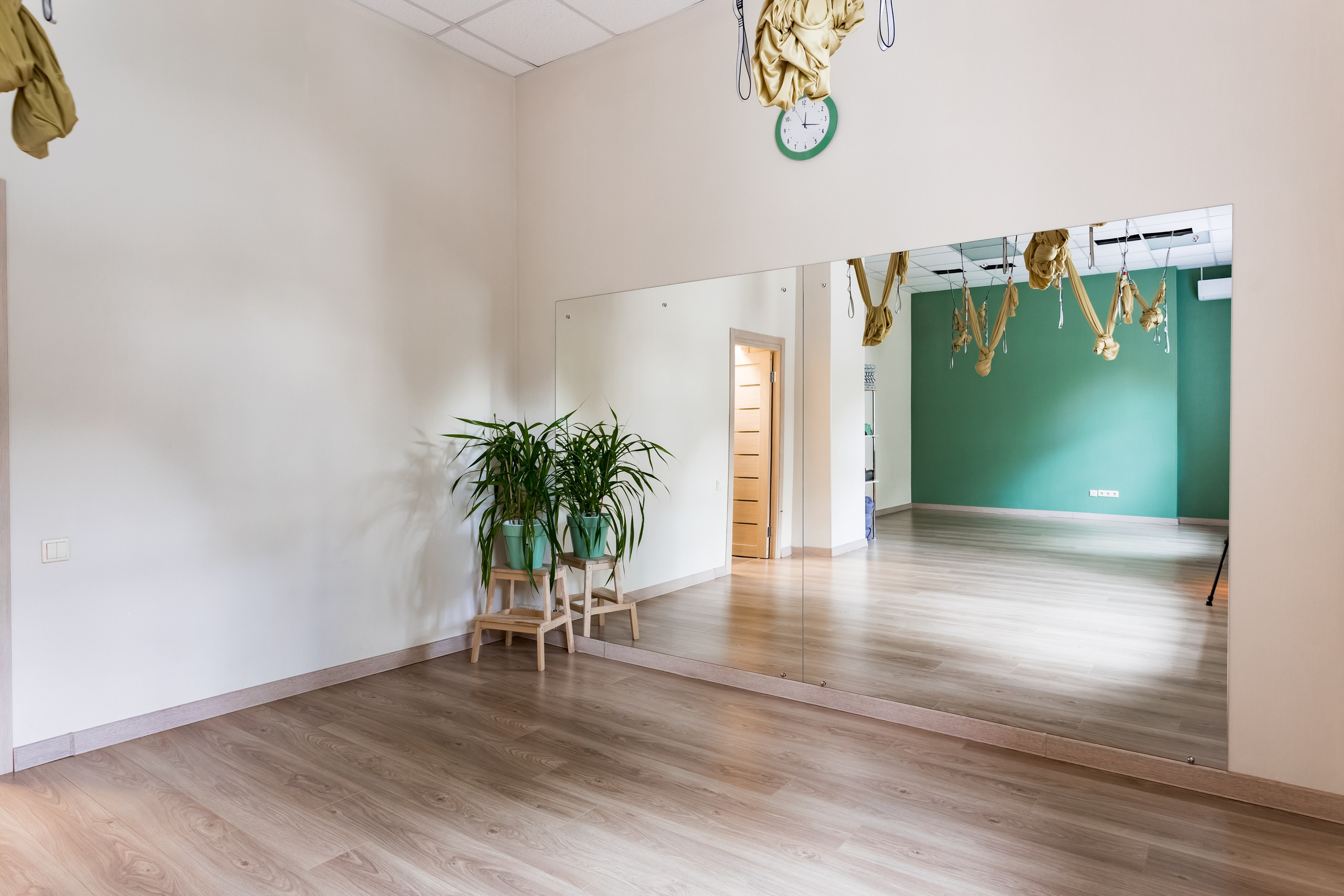 Студия йоги Art in Yoga на Луховицкой улице. Интерьеры, Контент, Портреты | Фотограф в Москве Дани Терно