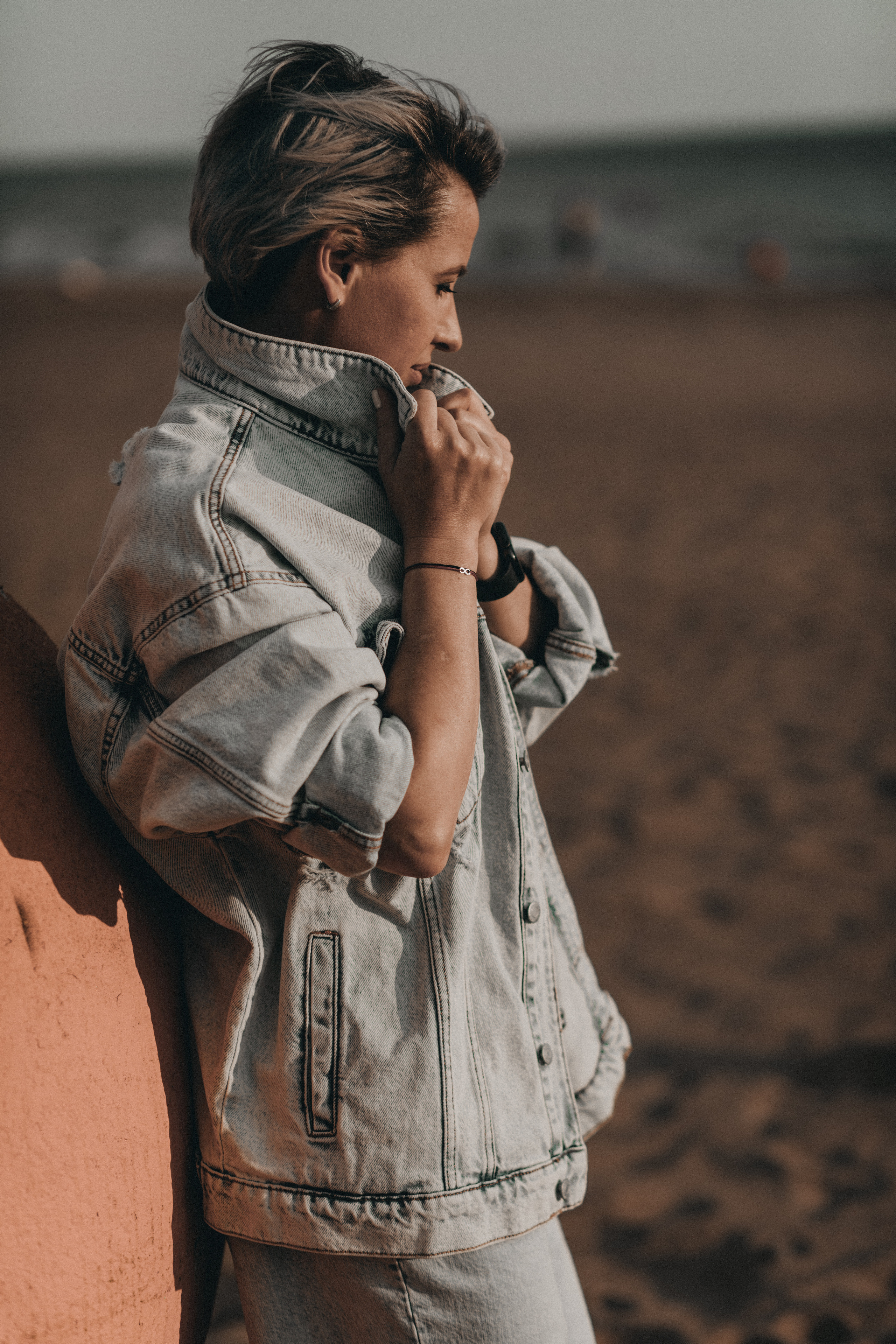 Фотосъемка на Финском заливе. Фотограф из Санкт-Петербурга Оксана Валковая. Женский портрет. Портрет