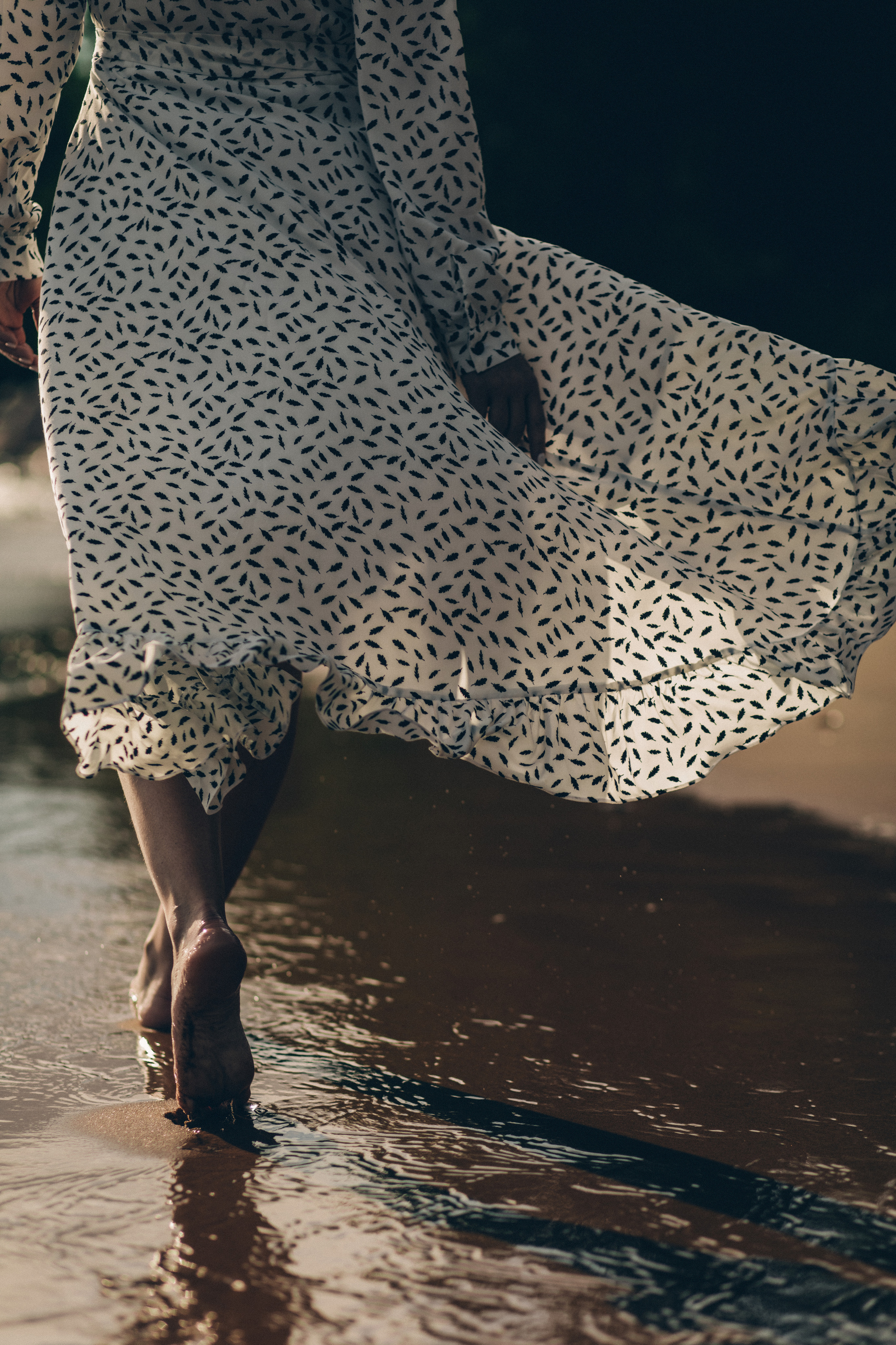 Фотосъемка на Финском заливе. Фотограф из Санкт-Петербурга Оксана Валковая. Женский портрет. Портрет