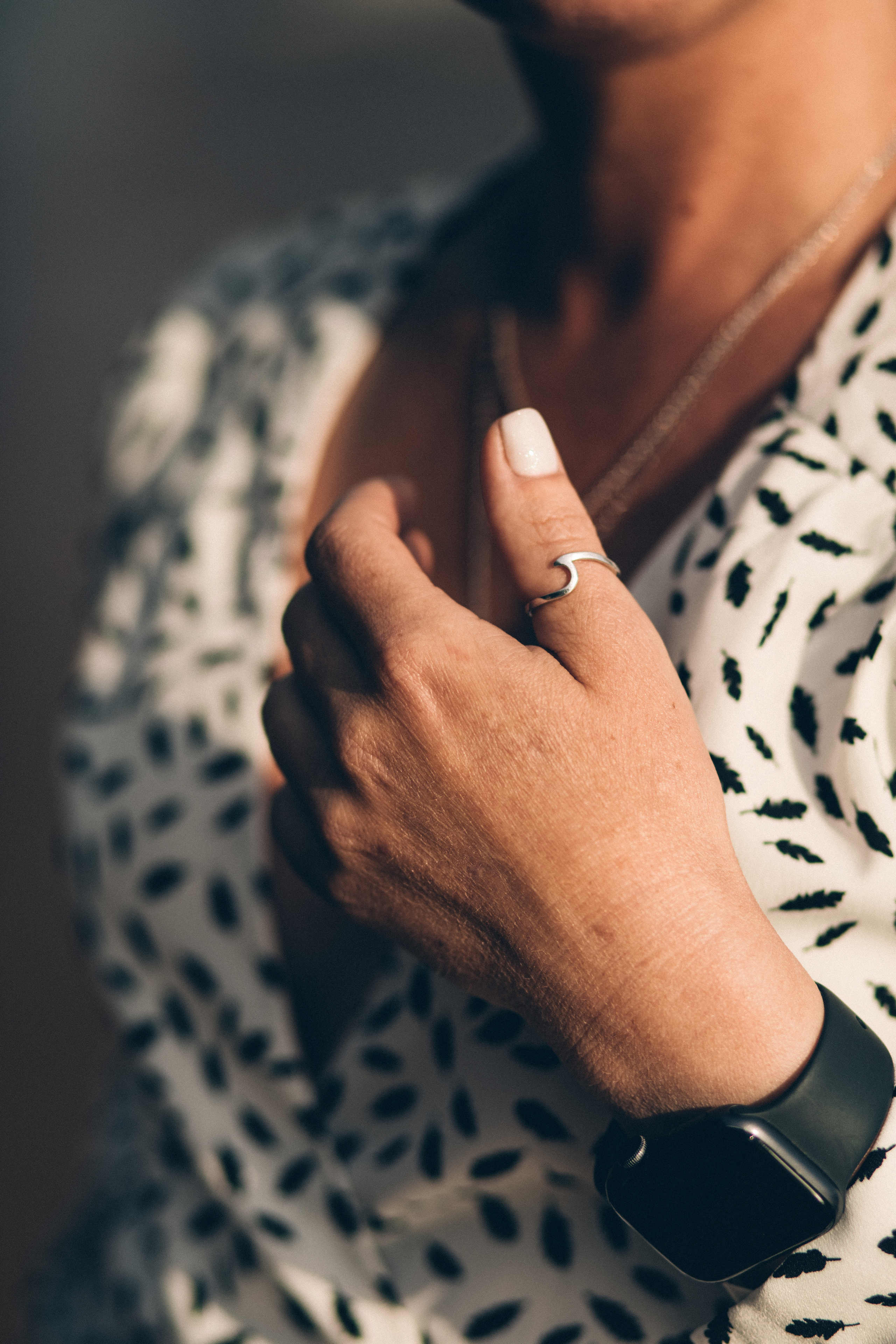 Фотосъемка на Финском заливе. Фотограф из Санкт-Петербурга Оксана Валковая. Женский портрет. Портрет